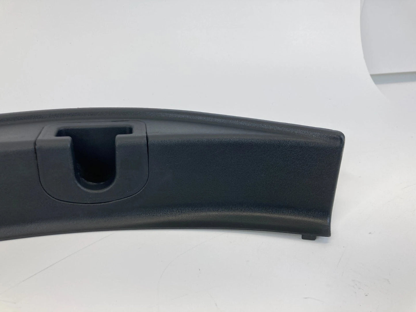 2010-2014 SUBARU LEGACY REAR RIGHT SIDE DOOR PILLAR SCUFF PLATE COVER 94061AJ06A