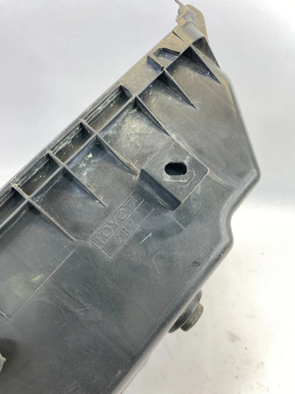 2007-2011 TOYOTA CAMRY HYBRID 2.4L LOWER AIR INTAKE BOX CLEANER COVER 1770128130