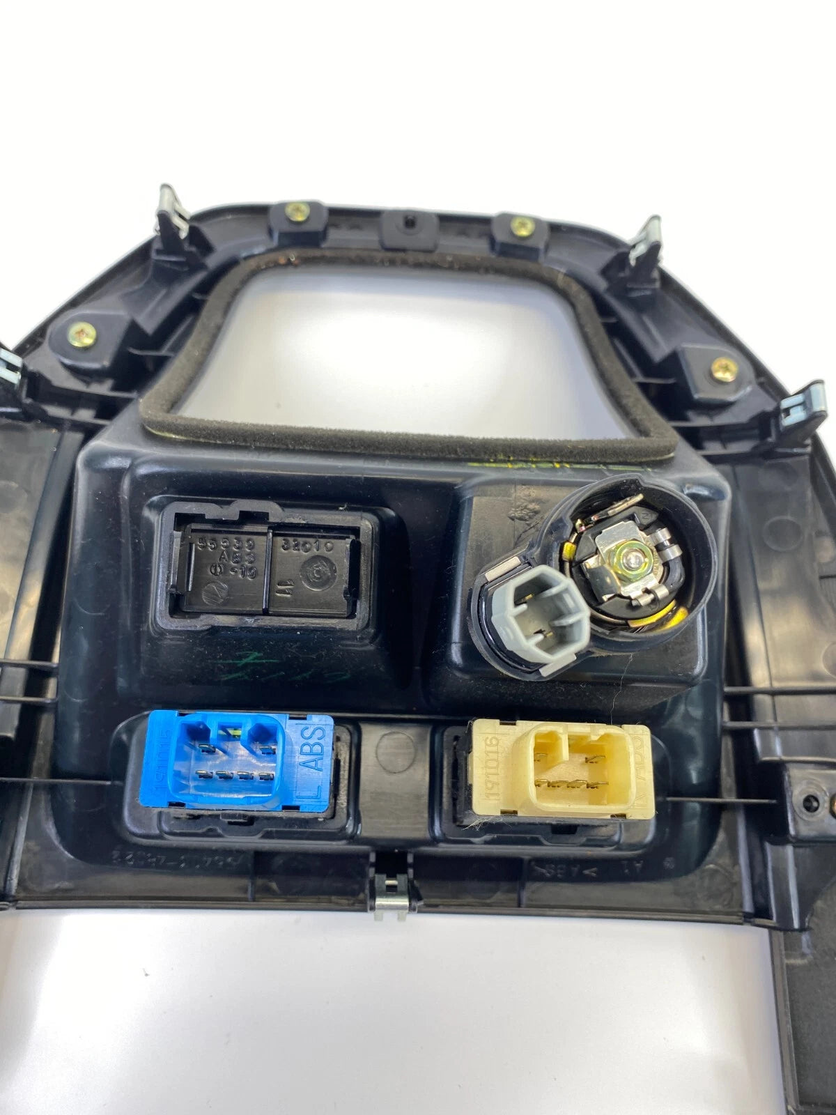 1999-2003 LEXUS RX300 LOWER CENTER WOOD SHIFTER BEZEL TRIM SURROUND 55539-32010