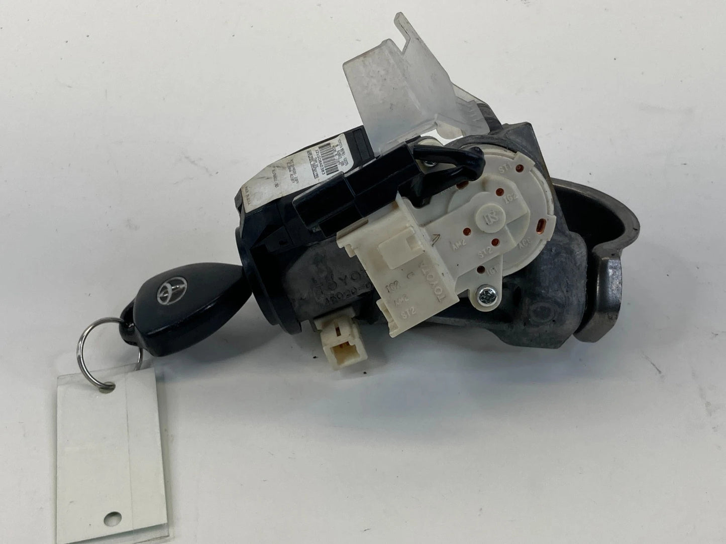 2009-2013 TOYOTA MATRIX IGNITION SWITCH LOCK CYLINDER & KEY 89783-02070 OEM