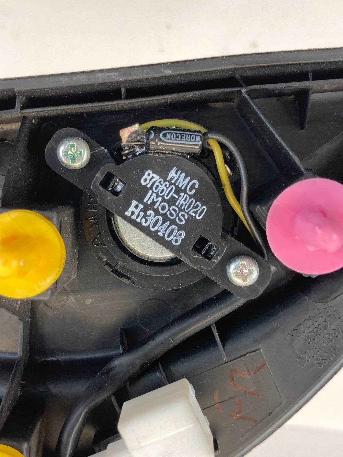 12-17 Hyundai Accent Front Right Door Tweeter w/ Corner Cover Trim 87661-1R020