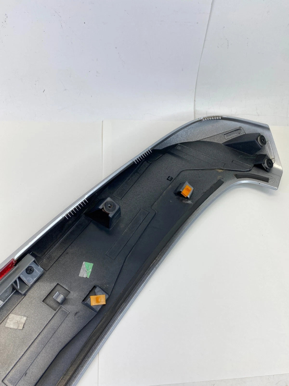 10-17 GMC TERRAIN HATCH TAILGATE REAR SPOILER WING W/ THIRD BRAKE LIGHT 2082393