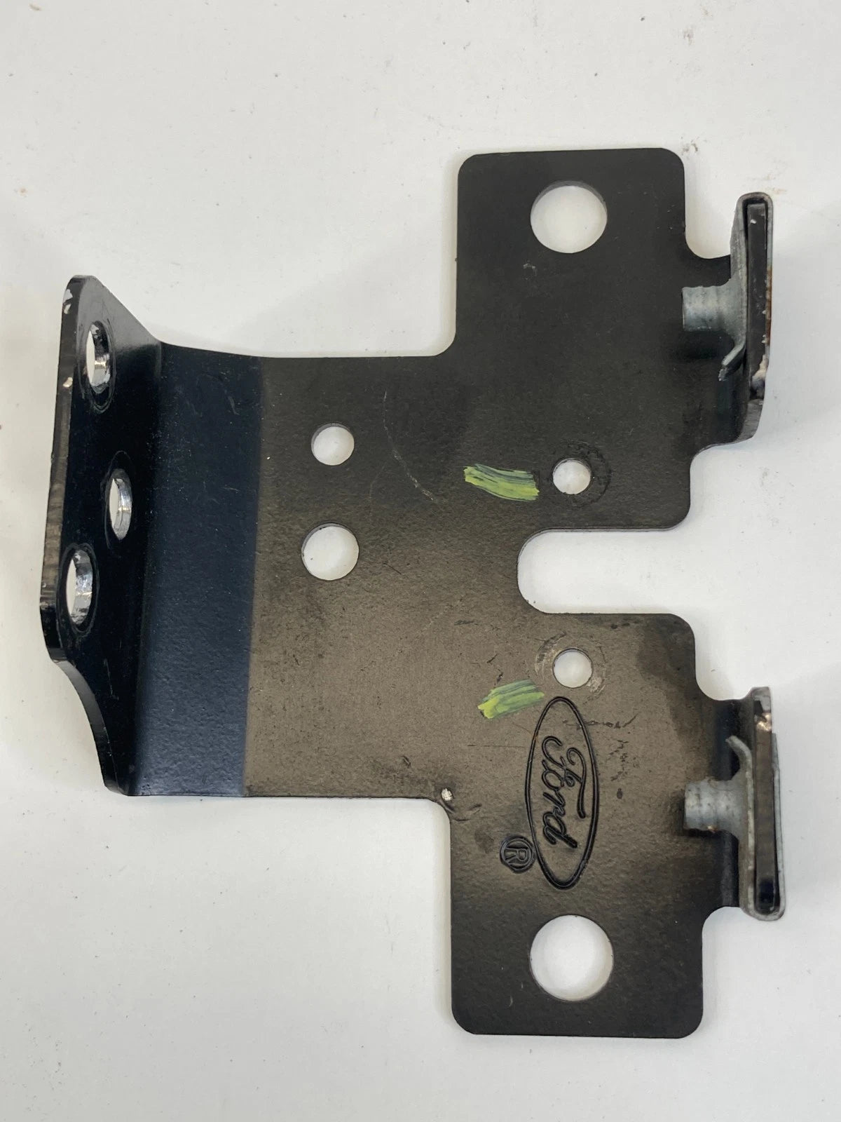 13-15 Ford Explorer Police Interceptor Utility Tail Light Bracket Support Set