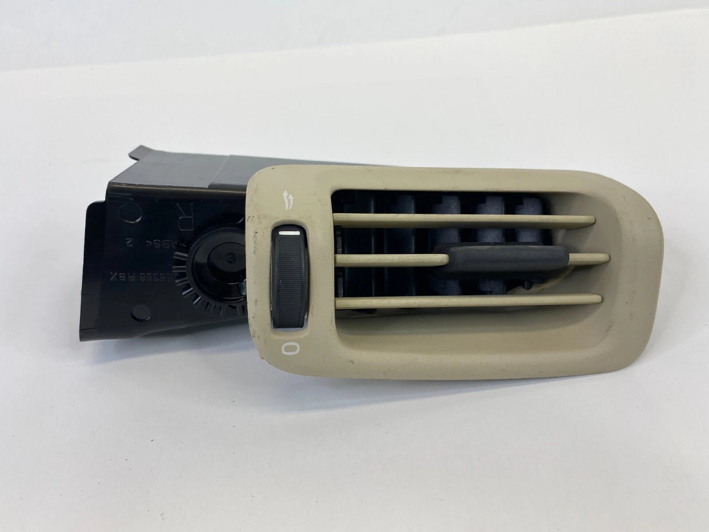 2008-2016 VOLVO XC70 B PILLAR RIGHT SIDE A/C HEATER AIR VENT DUCT GRILLE 06E5365
