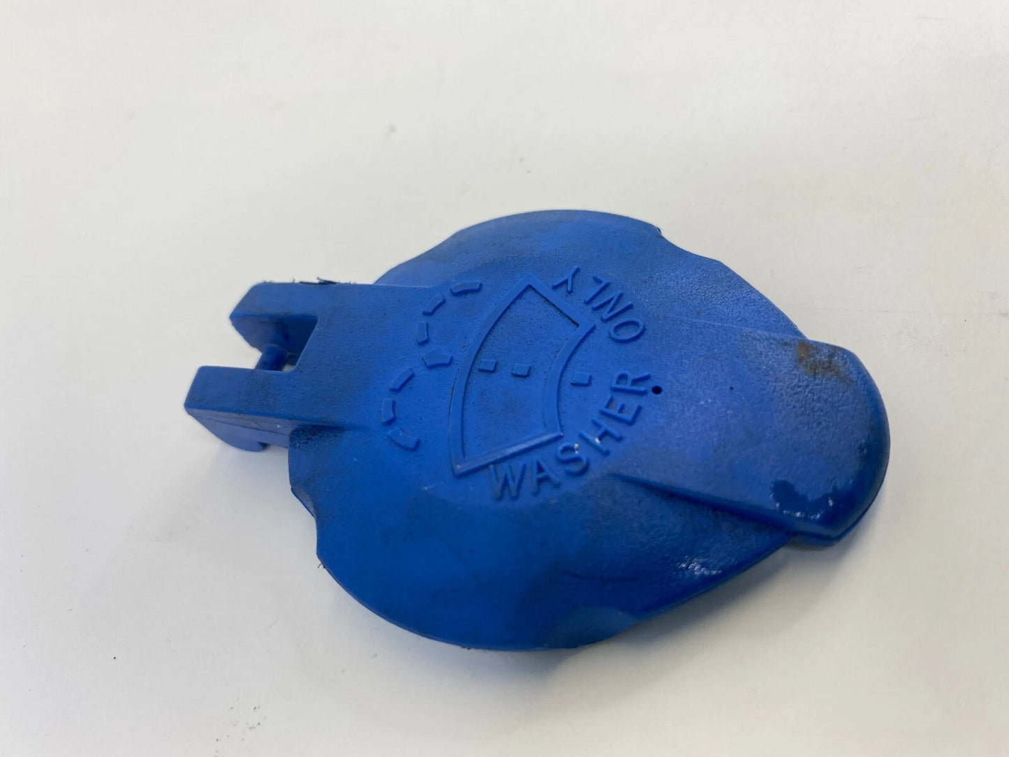 2011-2016 KIA OPTIMA WINDSHIELD WIPER WASHER FLUID RESERVOIR TANK COVER CAP OEM