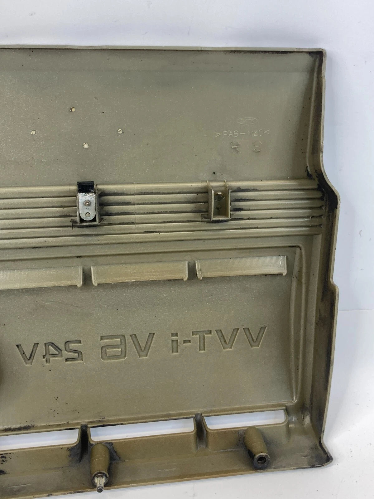 2002 2003 LEXUS ES300 3.0L A/T ENGINE COVER MOTOR UPPER CAP LID COVER ASSY OEM