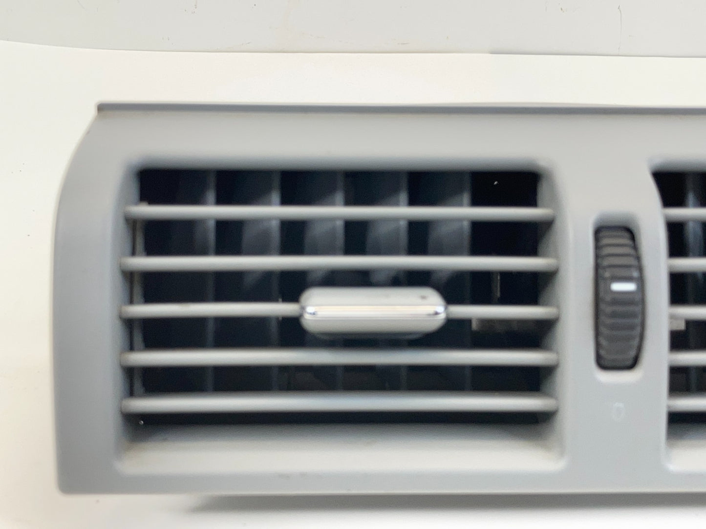 1998-2002 Mercedes-Benz E430 Center Dash Air Vent Outlet Duct 210-830-00-54 OEM