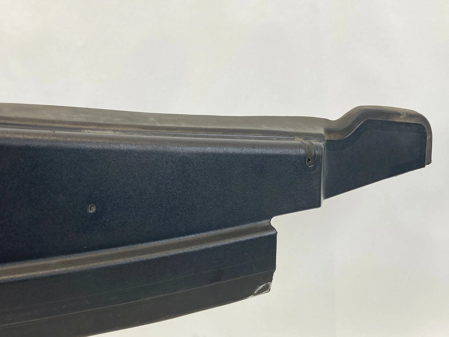 2011-2019 FORD EXPLORER FRONT RIGHT FENDER UPPER LEDGE TRIM LEDGE COVER BRACKET