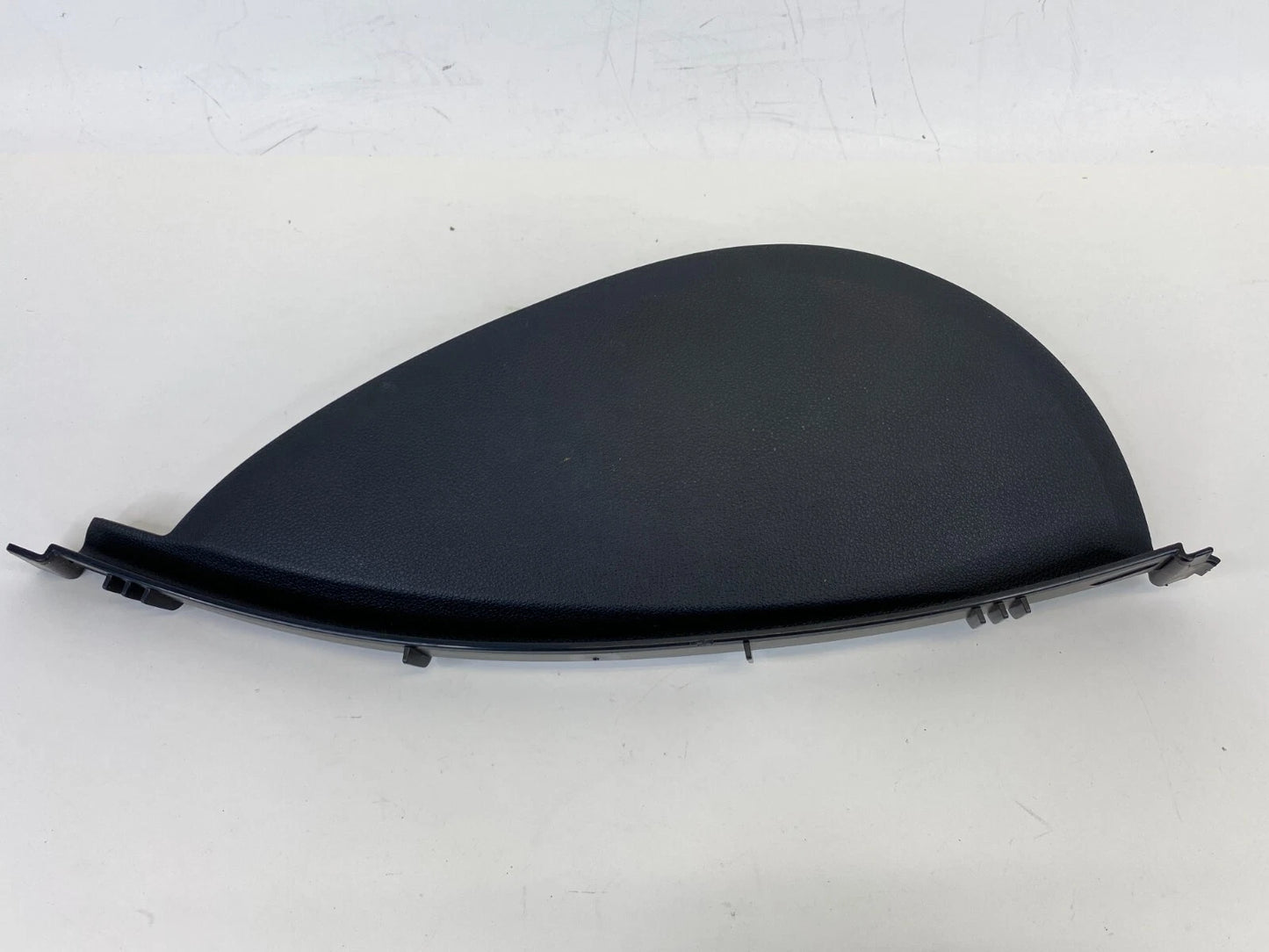 06 BMW 330XI 330I RIGHT PASSENGER SIDE DASH END CAP COVER BEZEL TRIM 51457077820