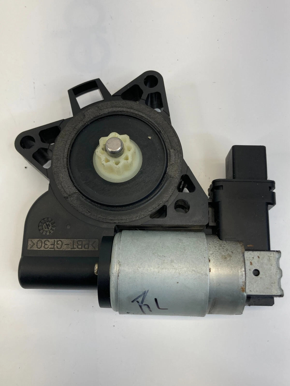 2003-2008 MAZDA 6 MAZDA6 REAR LEFT SIDE POWER DOOR WINDOW MOTOR GJ6A-5858X OEM