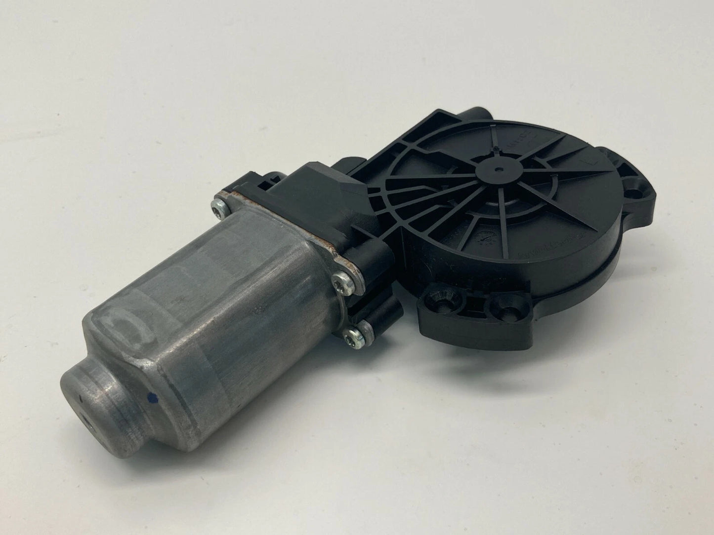 2006-2010 HYUNDAI SONATA REAR LEFT DRIVER SIDE POWER WINDOW MOTOR OEM 00899