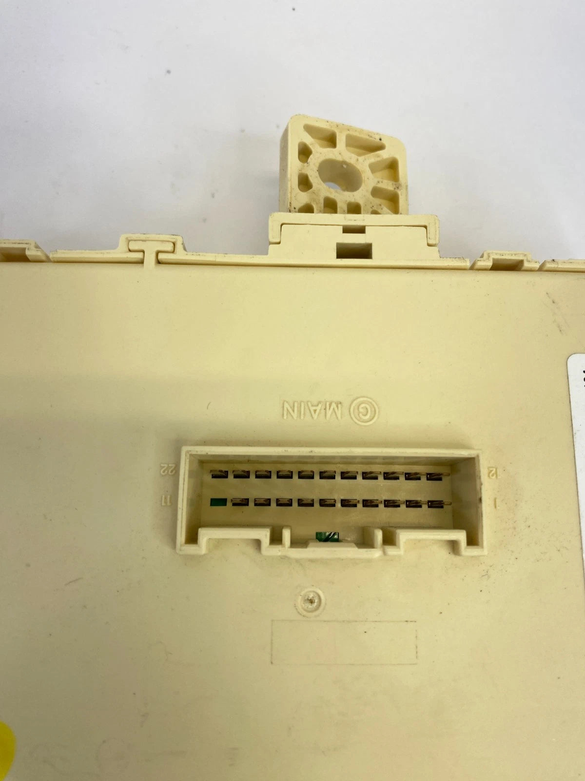2012-2015 HYUNDAI SONATA HYBRID INTERIOR CABIN FUSE JUNCTION BOX 91950-3S202