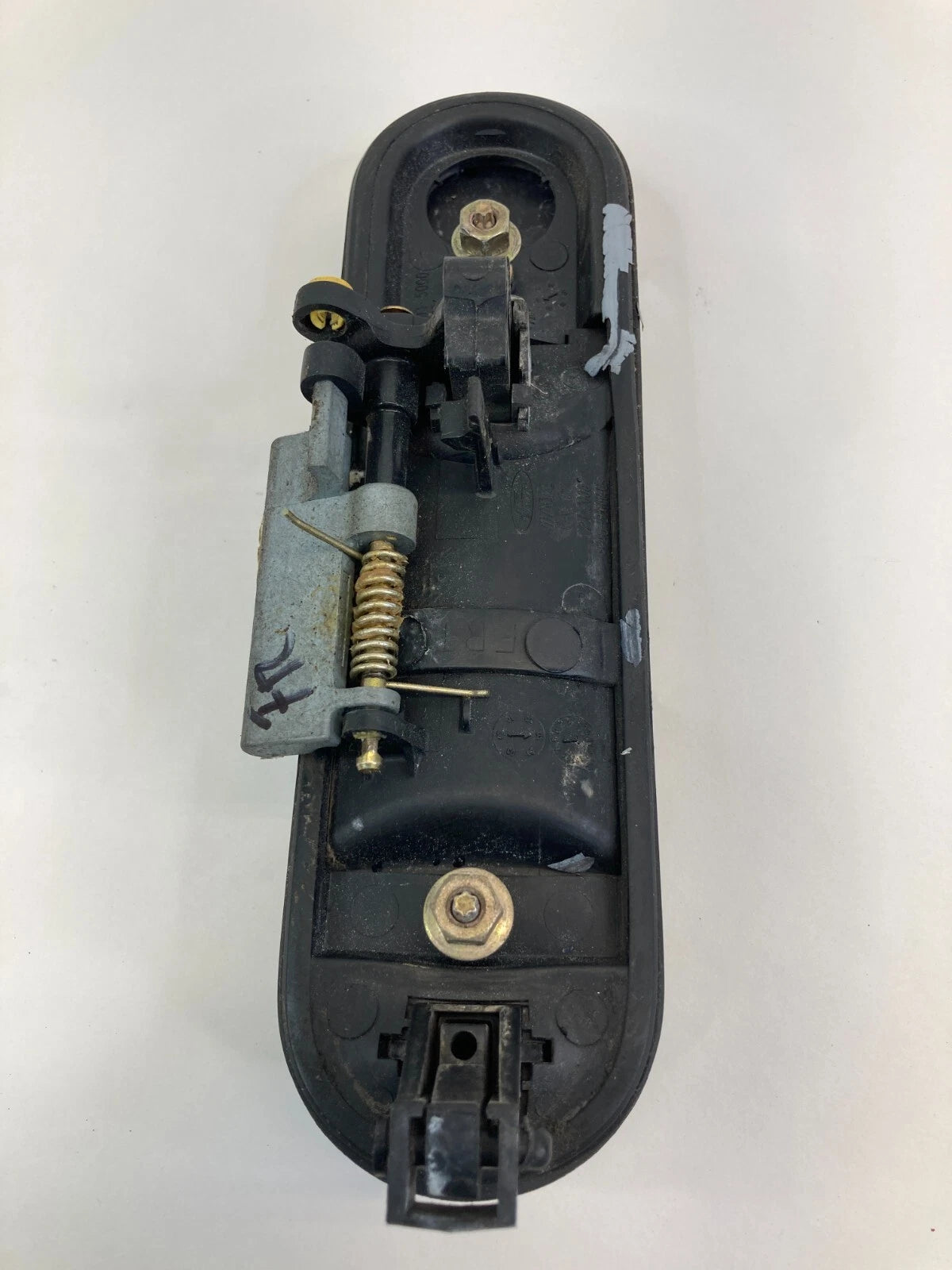 02-10 FORD EXPLORER FRONT RIGHT PASSENGER SIDE EXTERIOR DOOR HANDLE 10935000 OEM