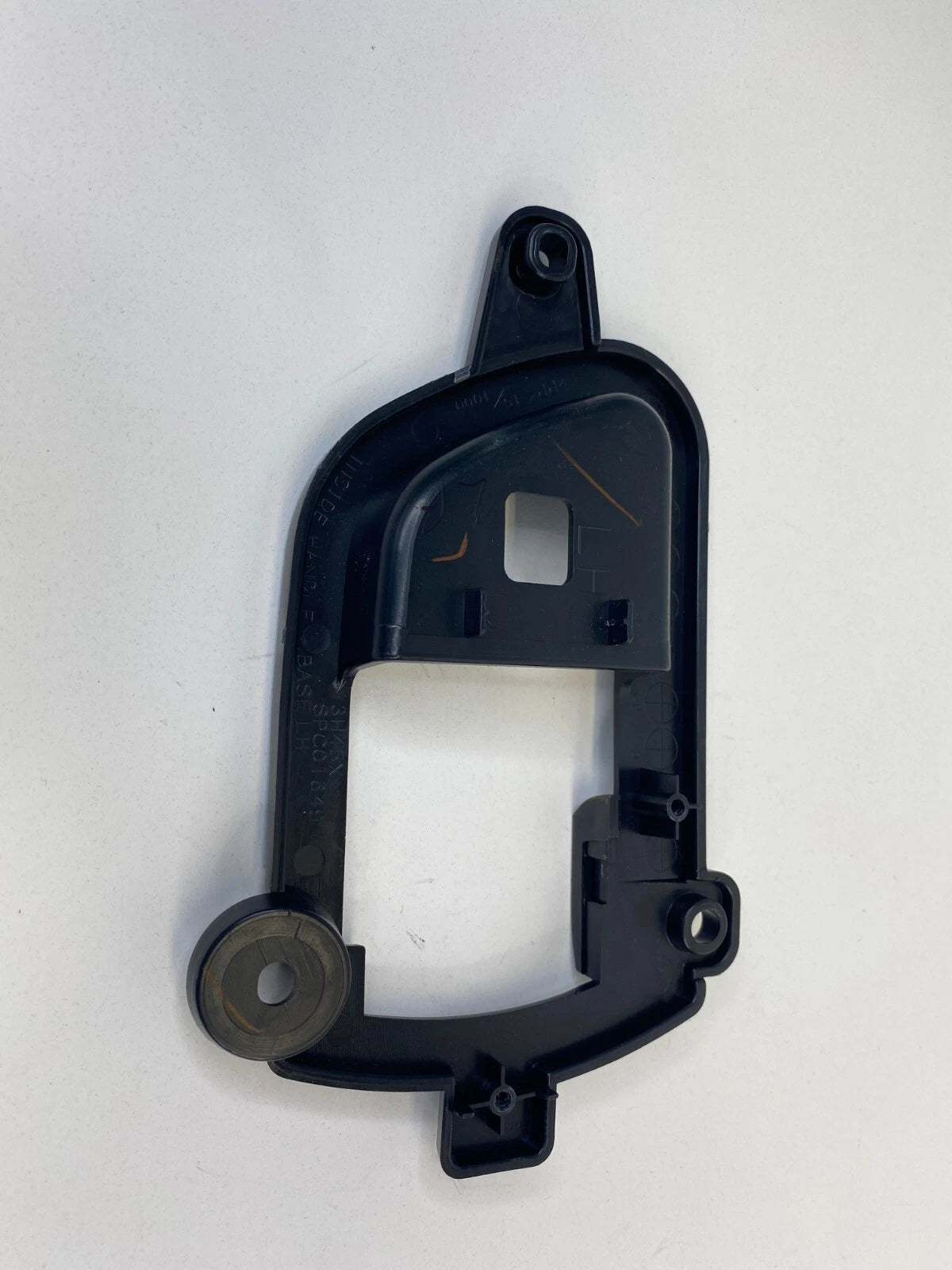 2007 2008 MITSUBISHI OUTLANDER REAR LEFT INNER DOOR HANDLE BEZEL 3H45X SPC01649