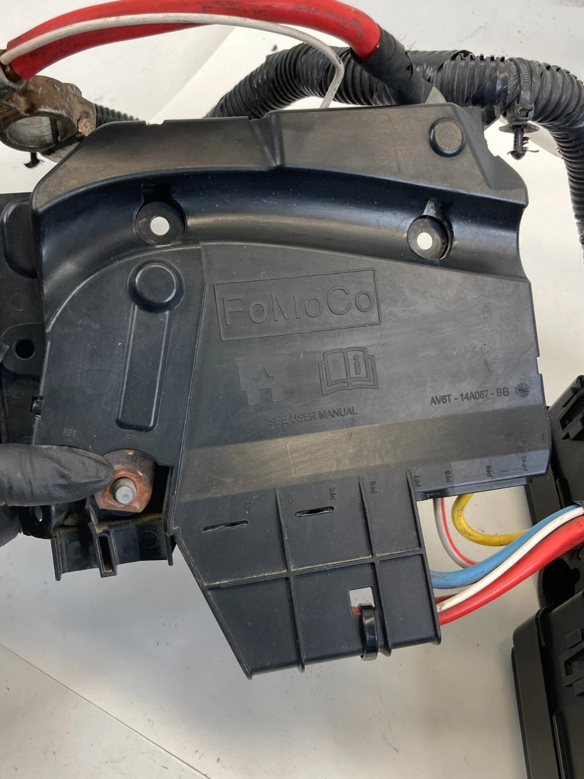 2012-2014 FORD FOCUS 2.0L FWD ENGINE FUSE BOX JUNCTION RELAY MODULE CV6T14K733AA