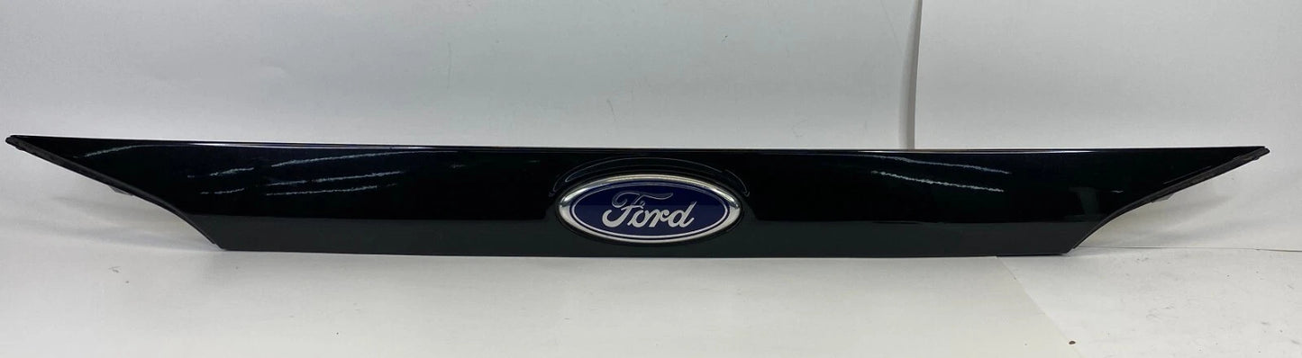 2012-2014 FORD FOCUS SEDAN TRUNK DECK LID PANEL FINISH MOLDING BM51-F43404-A OEM