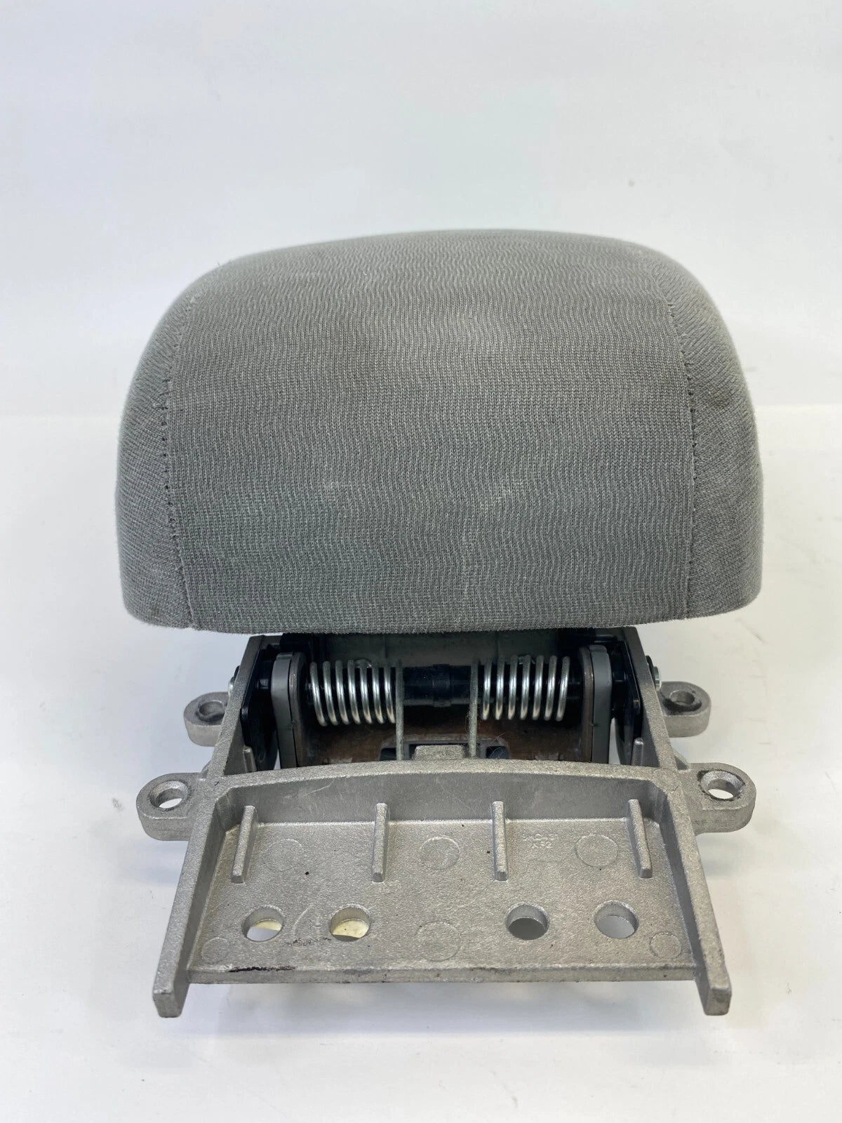 2010 HYUNDAI ELANTRA GLS SEDAN AUTO CENTER CONSOLE LID ARMREST ARM REST CLOTH