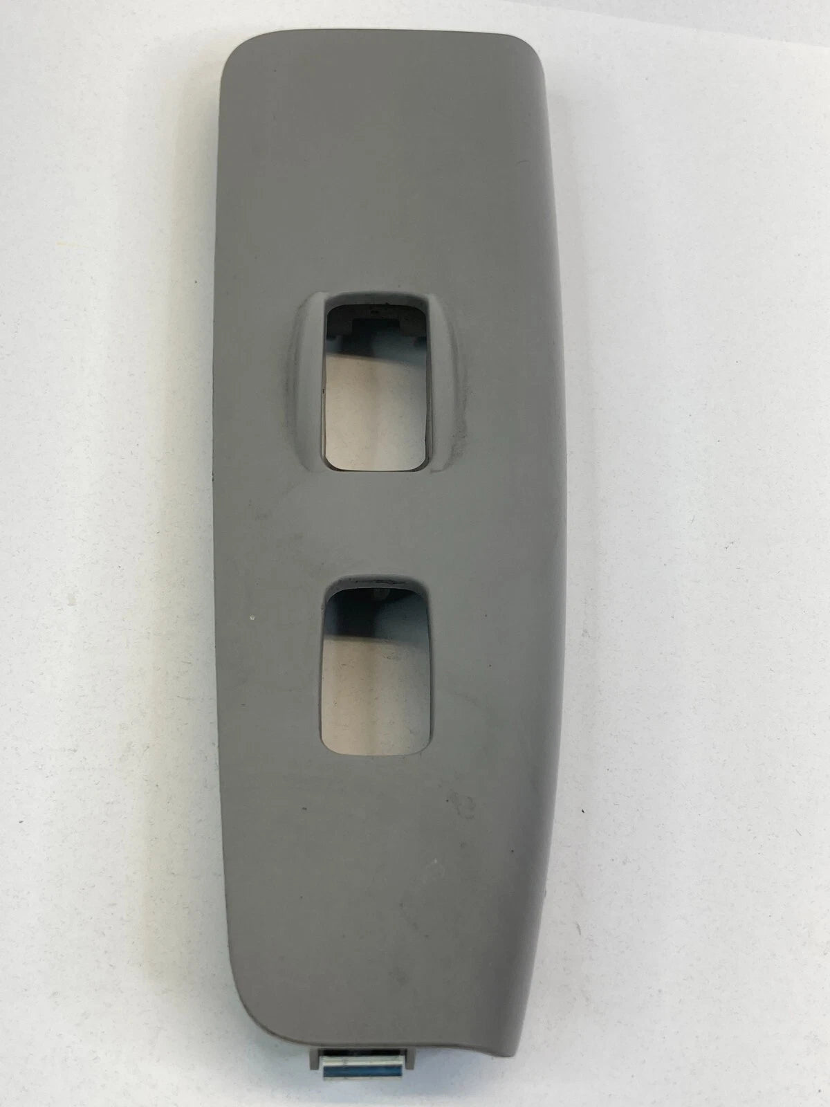 04-09 KIA SPECTRA FRONT RIGHT SIDE DOOR POWER WINDOW SWITCH BEZEL 93575-2F300