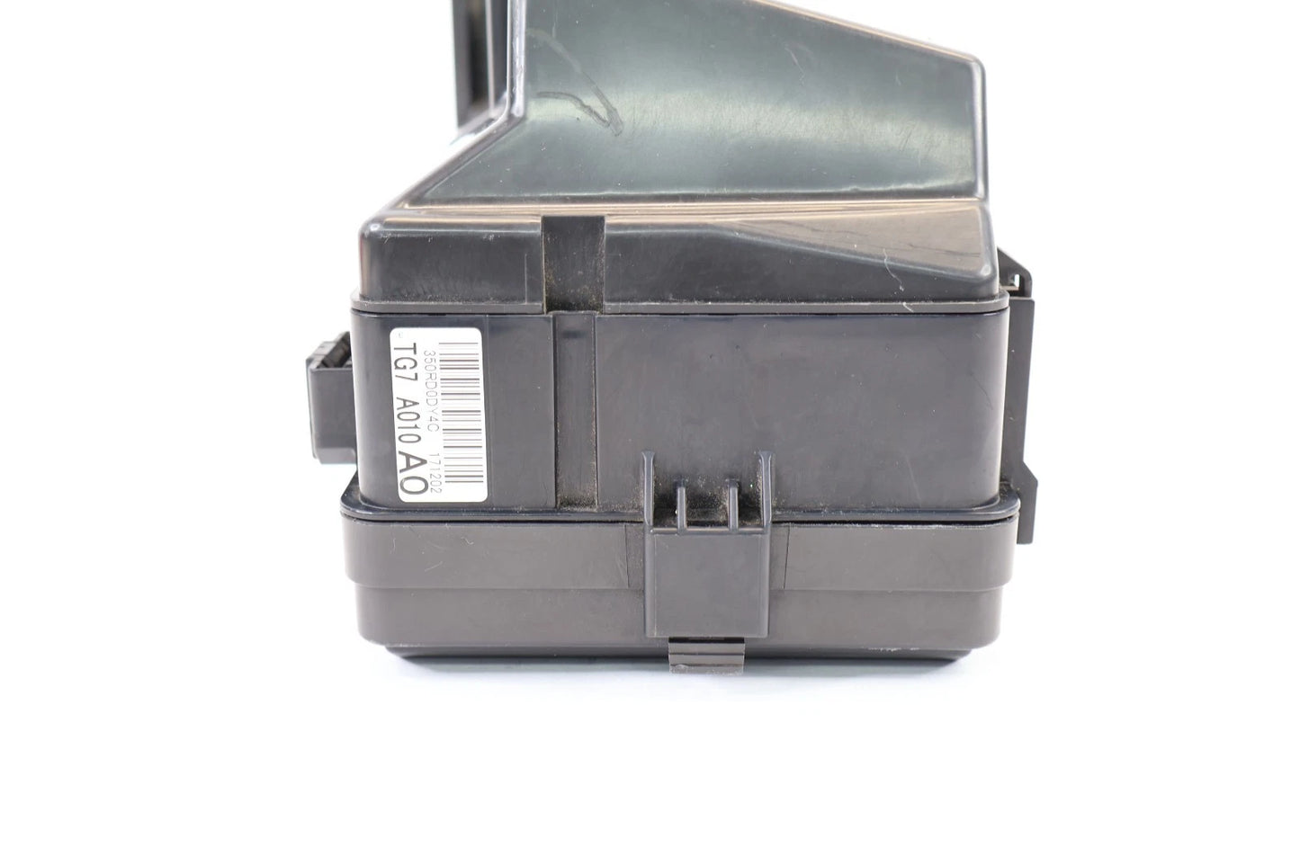 2016-2018 HONDA PILOT 3.5L V6 ENGINE COMPARTMENT FUSE RELAY JUNCTION BOX W/COVER