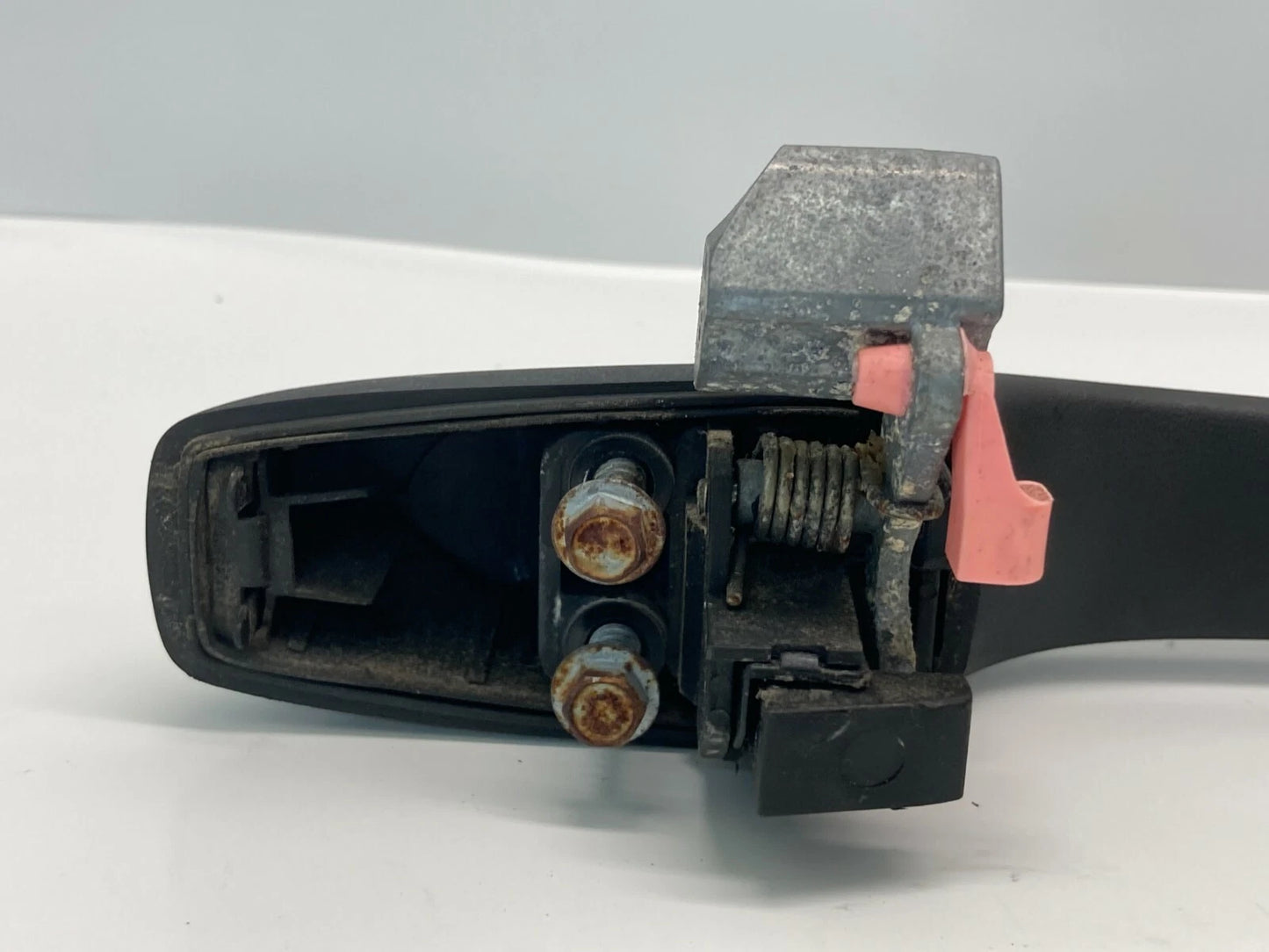 2007-2012 DODGE CALIBER REAR LEFT SIDE OUTSIDE EXTERIOR DOOR HANDLE 05160321AA