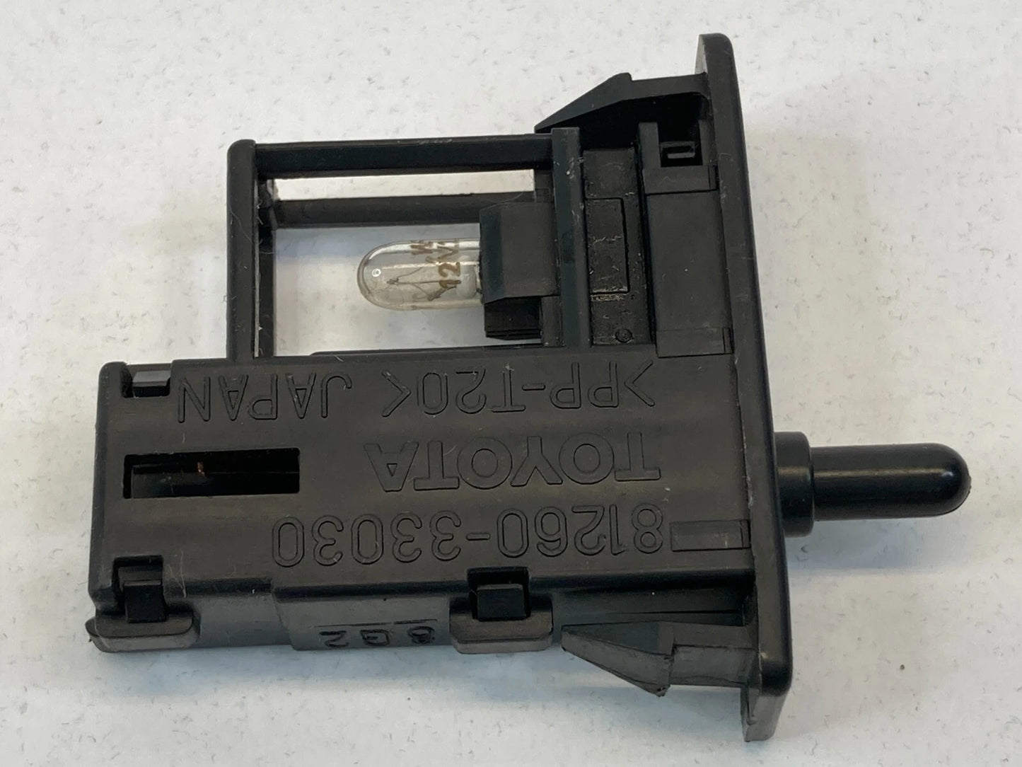 1997-2011 TOYOTA CAMRY FRONT PASSENGER GLOVE BOX DOOR LIGHT SWITCH 81260-33030