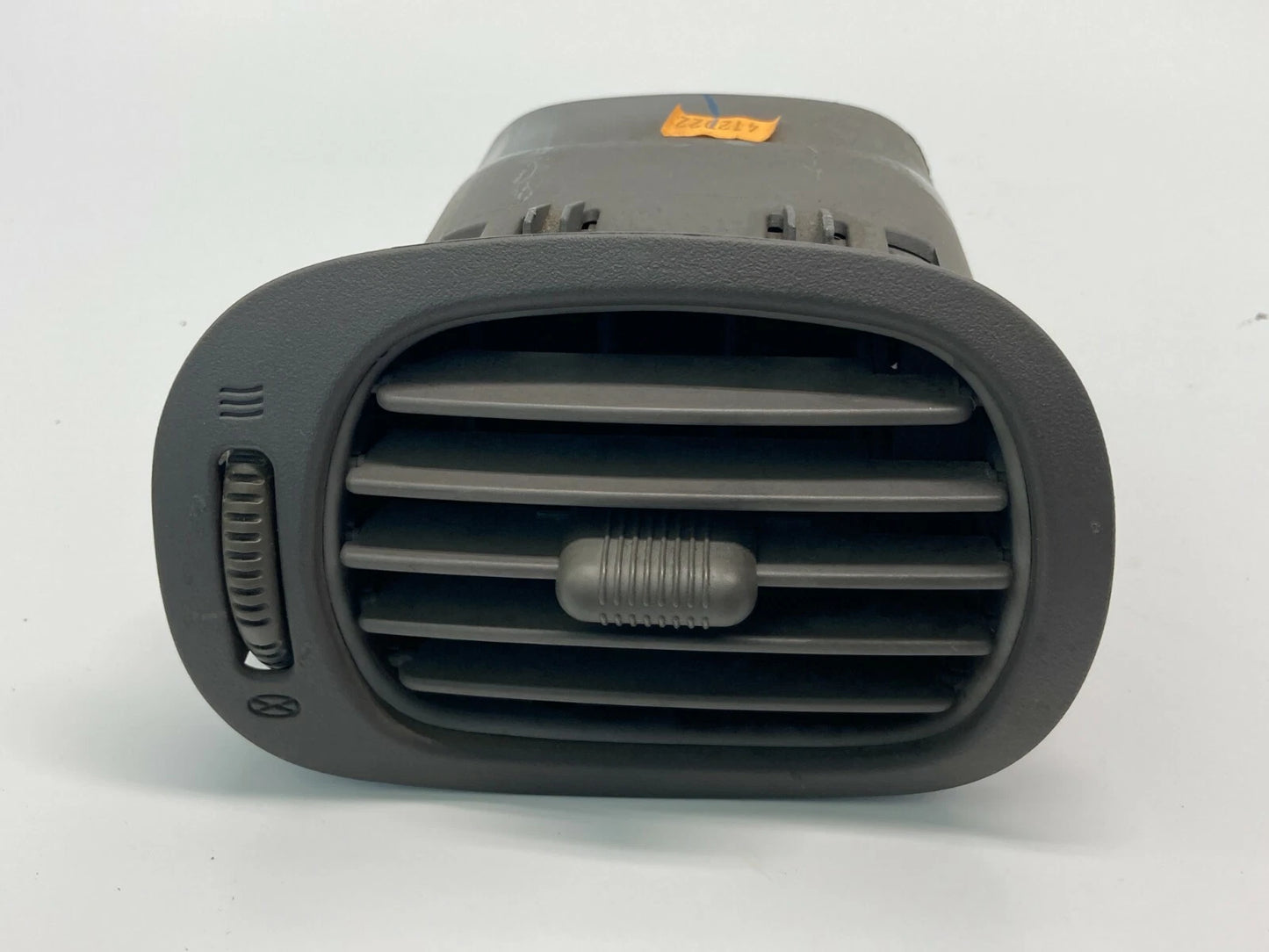01-03 CHRYSLER TOWN & COUNTRY DODGE CARADASH LEFT A/C HEATER AIR VENT 0SC91TRMAA