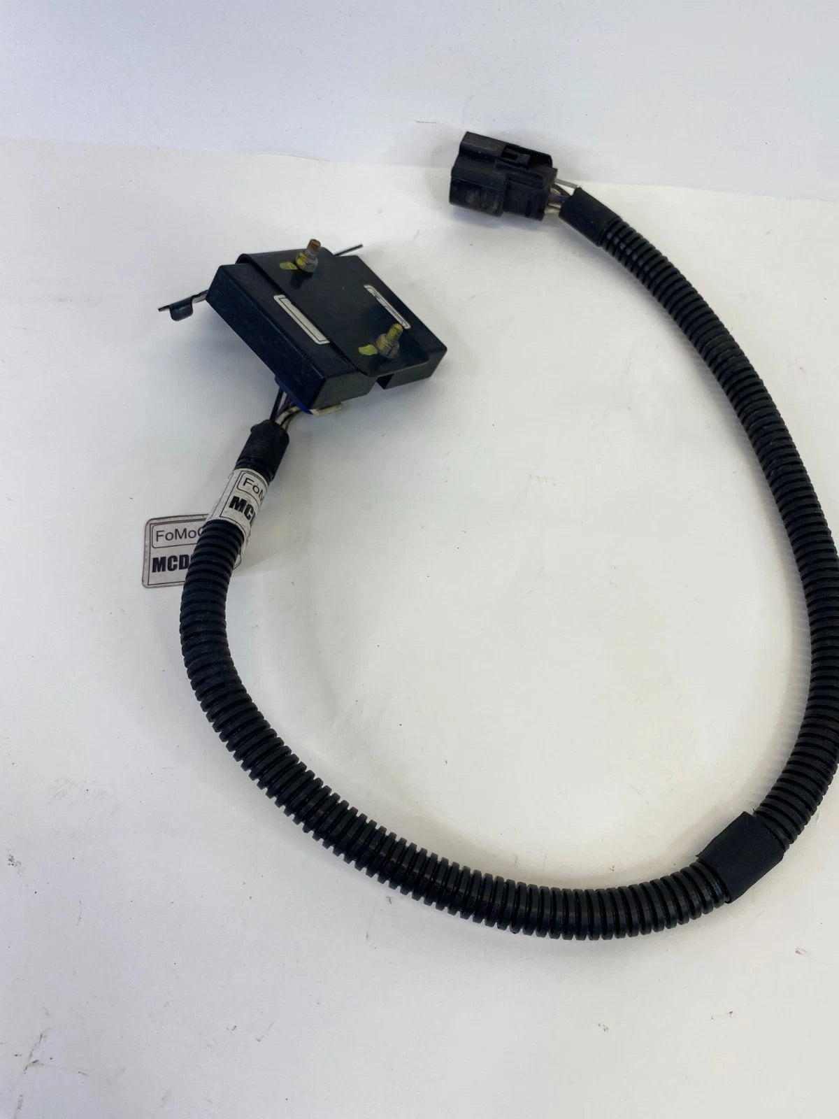 13-19 Ford Police Interceptor Sedan Flasher Lamps-Control Module 01-026D534-00