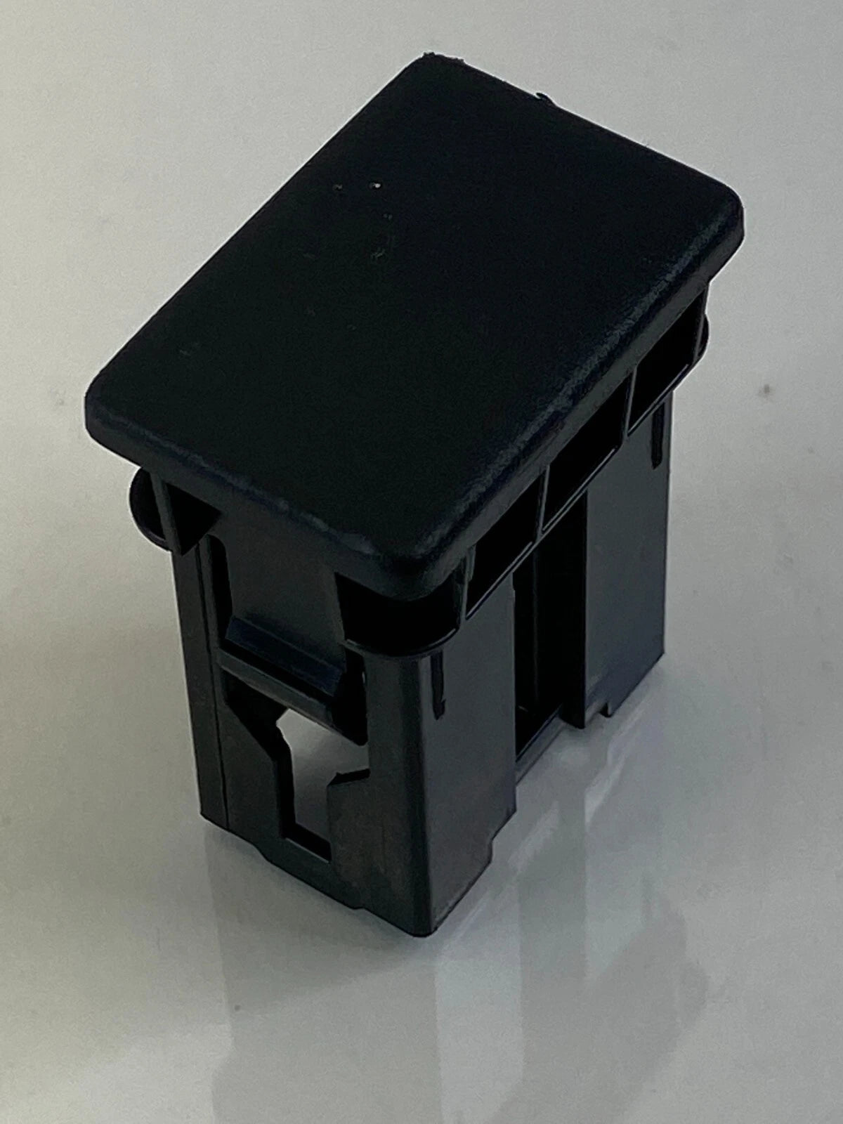 2010-2015 TOYOTA PRIUS DASHBOARD BLANK SWITCH HOLE COVER CAP OEM 55539-28160