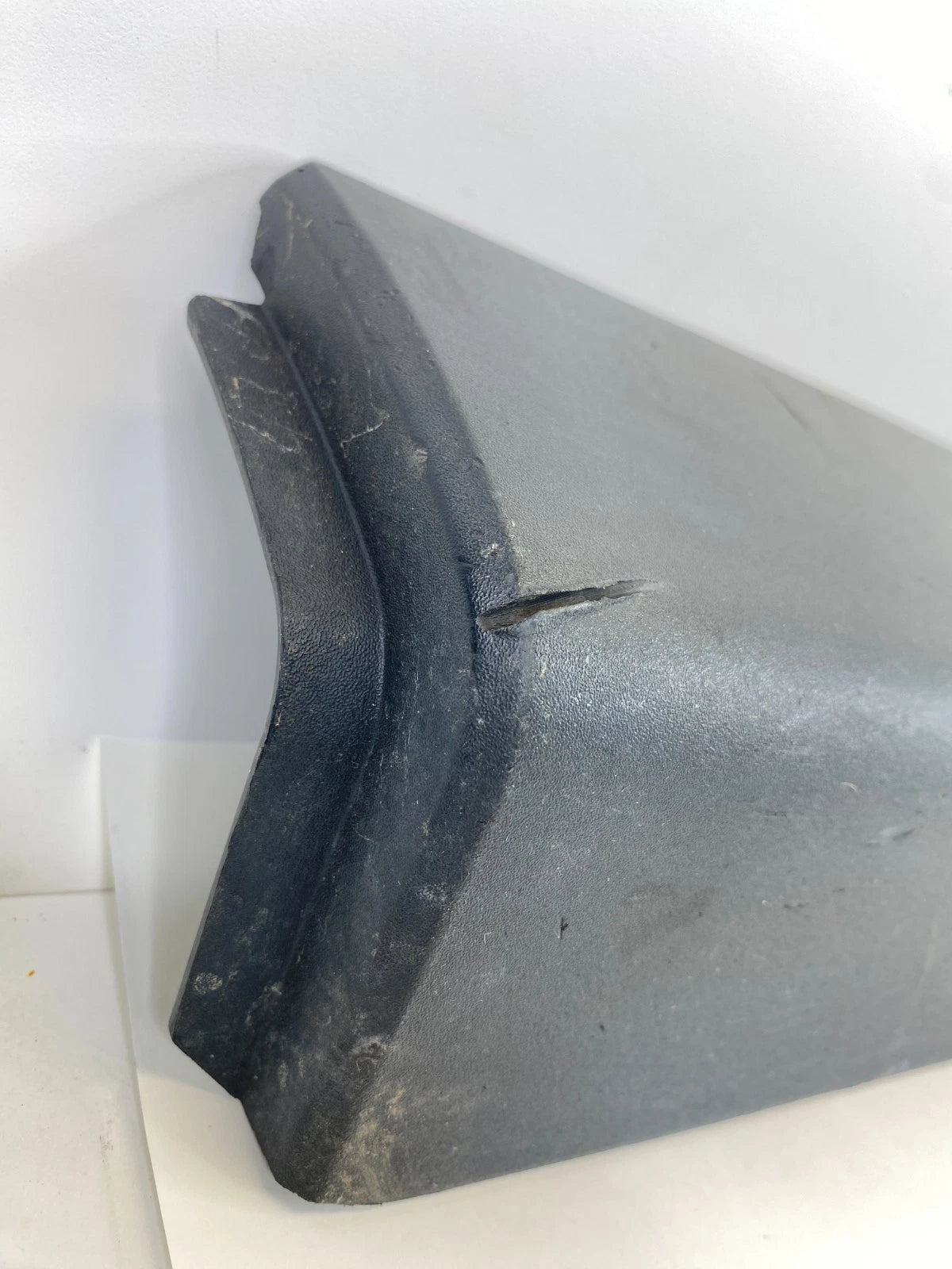 10-19 Ford Taurus Rear Left Back Door Lower Molding Trim Cover AG13-5425335-AW