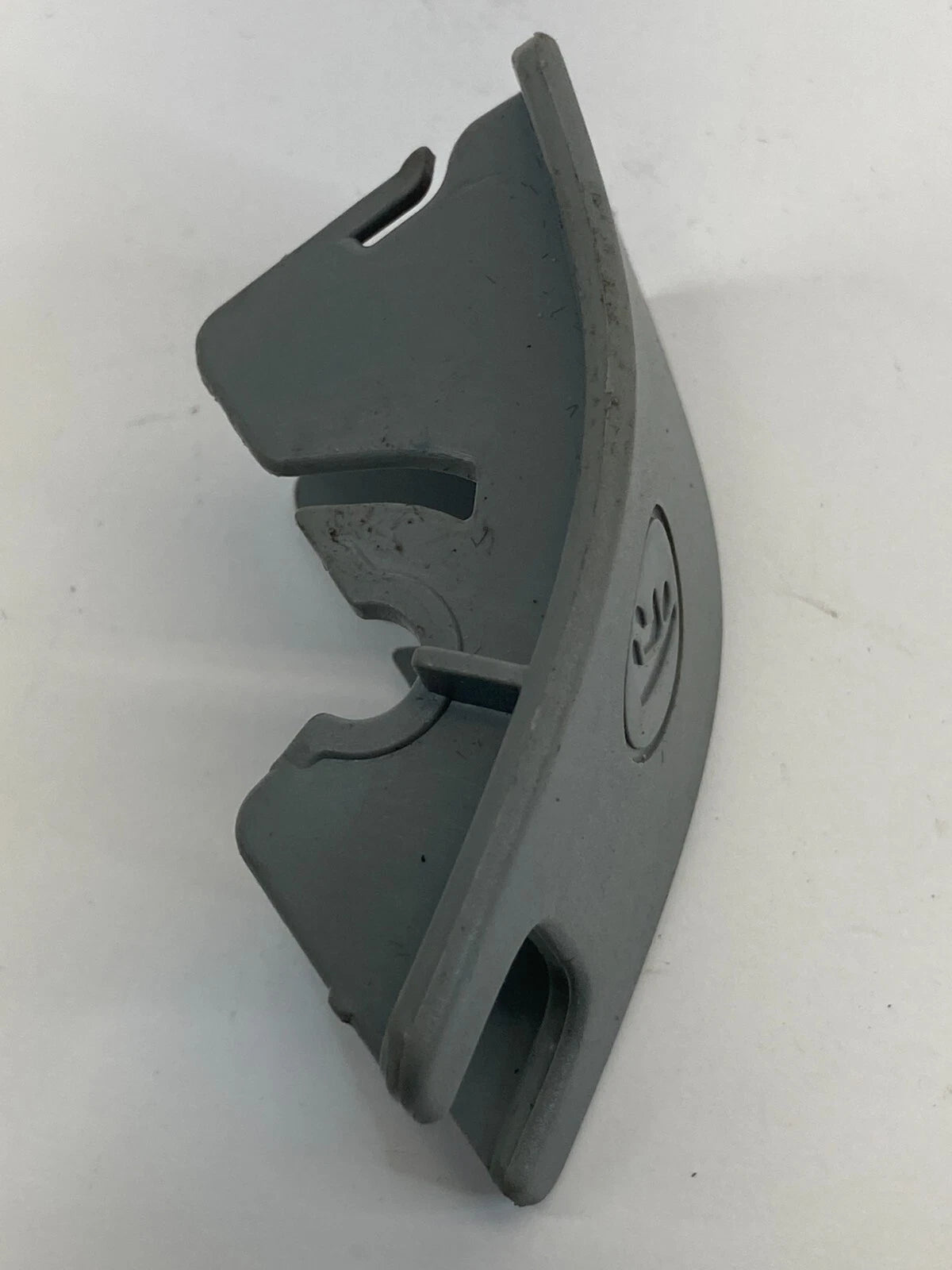 2013-2016 13-16 AUDI A4 4-DR CHILD RESTRAINT ANCHOR PLATE BEZEL HOOK COVER OEM