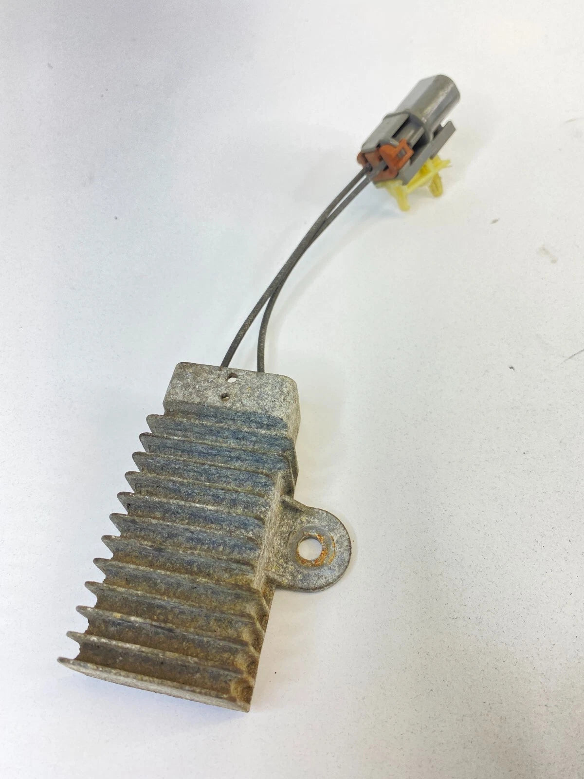 2010-2014 SUBARU LEGACY OUTBACK DAYTIME RUNNING LAMP RESISTOR MODULE UNIT