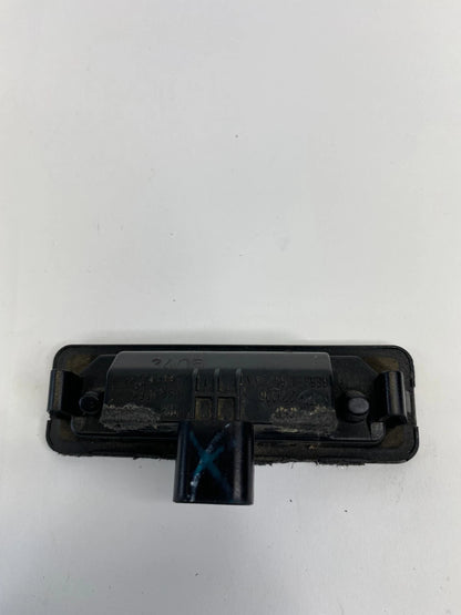 2006-2012 FORD FUSION REAR TRUNK LICENSE PLATE LIGHT LAMP ASSEMBLY 6E53-13543-AA