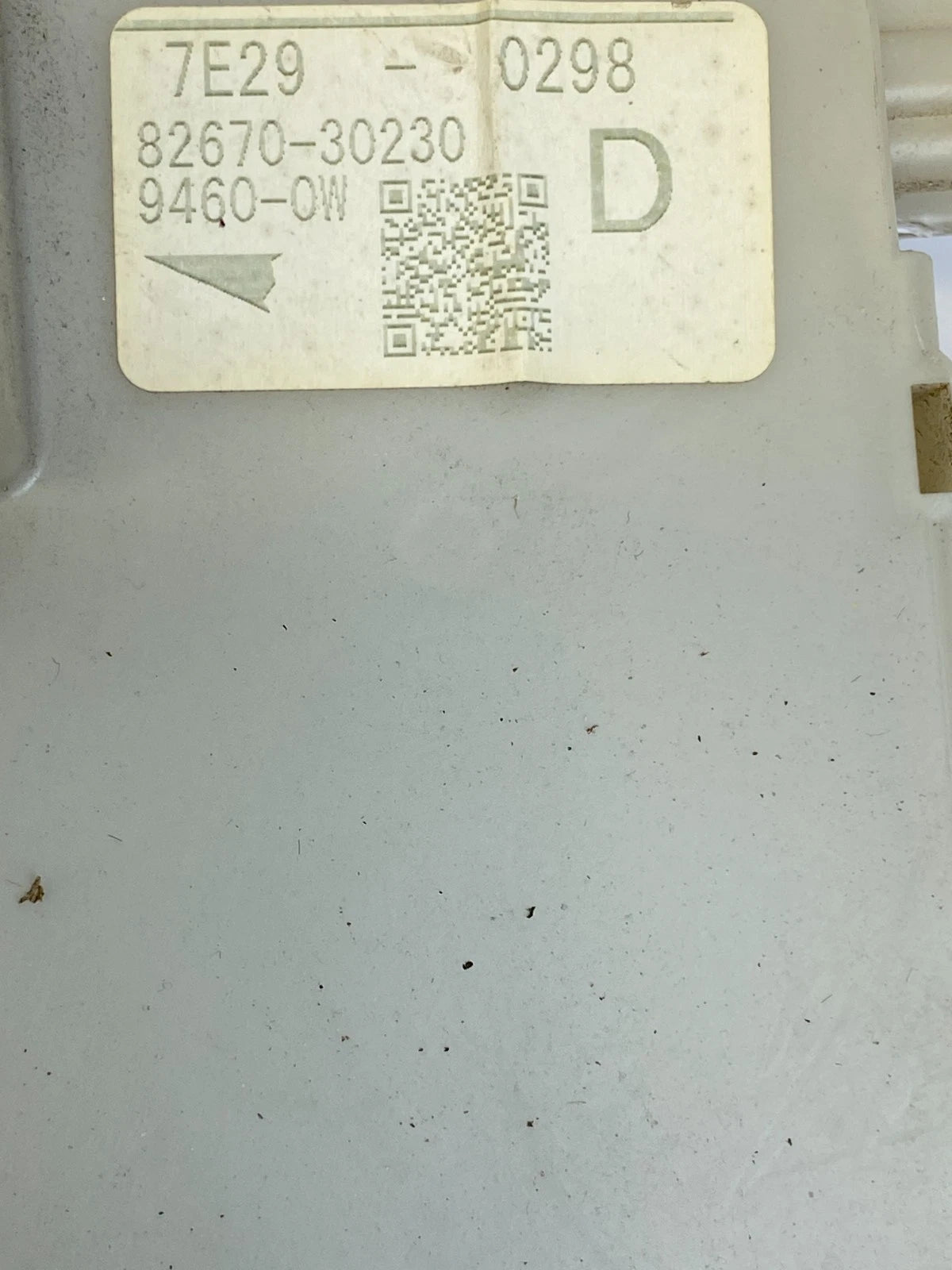 2007-2011 LEXUS GS350 GS450H FUSE JUNCTION BLOCK ASSEMBLY 82670-30230 OEM