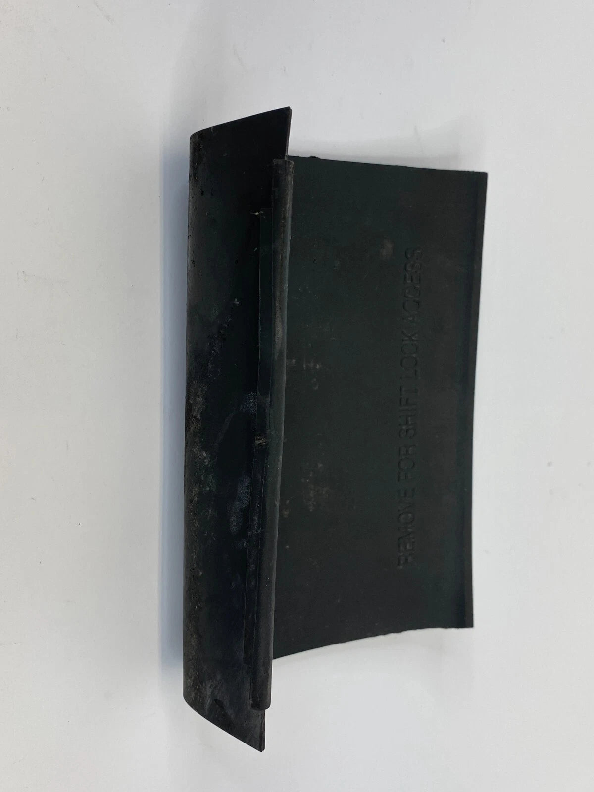 2000 CADILLAC DEVILLE RUBBER MAT COVER TOP 25656259 OEM