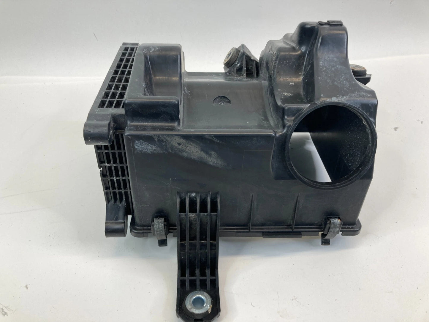 2006-2010 HYUNDAI SONATA 2.4L 16V BODY AIR INTAKE CLEANER LOWER FILTER COVER OEM