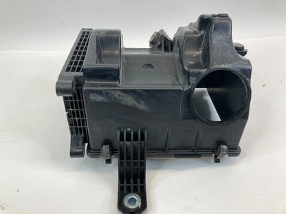 2006-2010 HYUNDAI SONATA 2.4L 16V BODY AIR INTAKE CLEANER LOWER FILTER COVER OEM