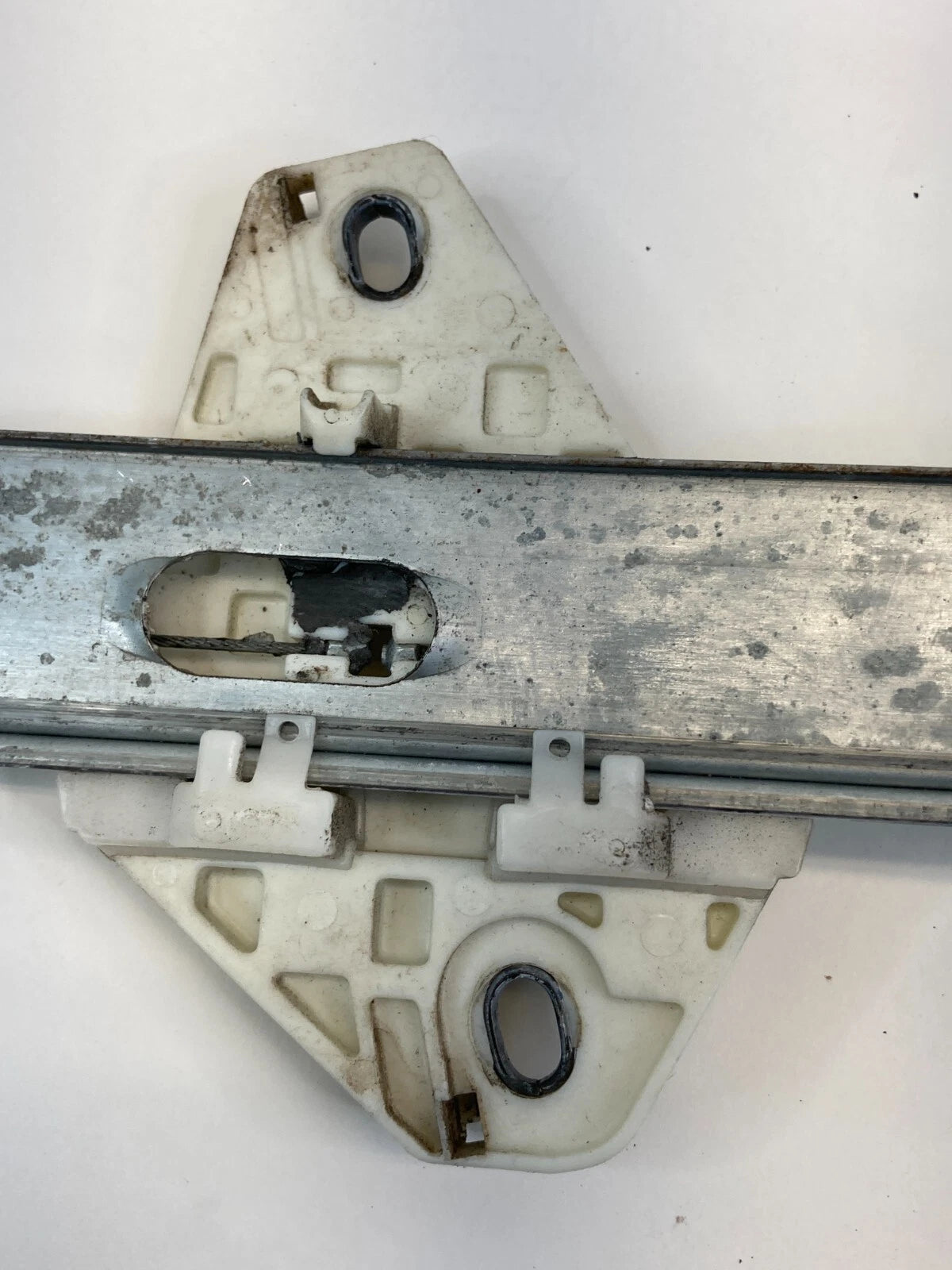 2004-2008 ACURA TL FRONT RIGHT DOOR POWER WINDOW MOTOR W/ REGULATOR CM092030E