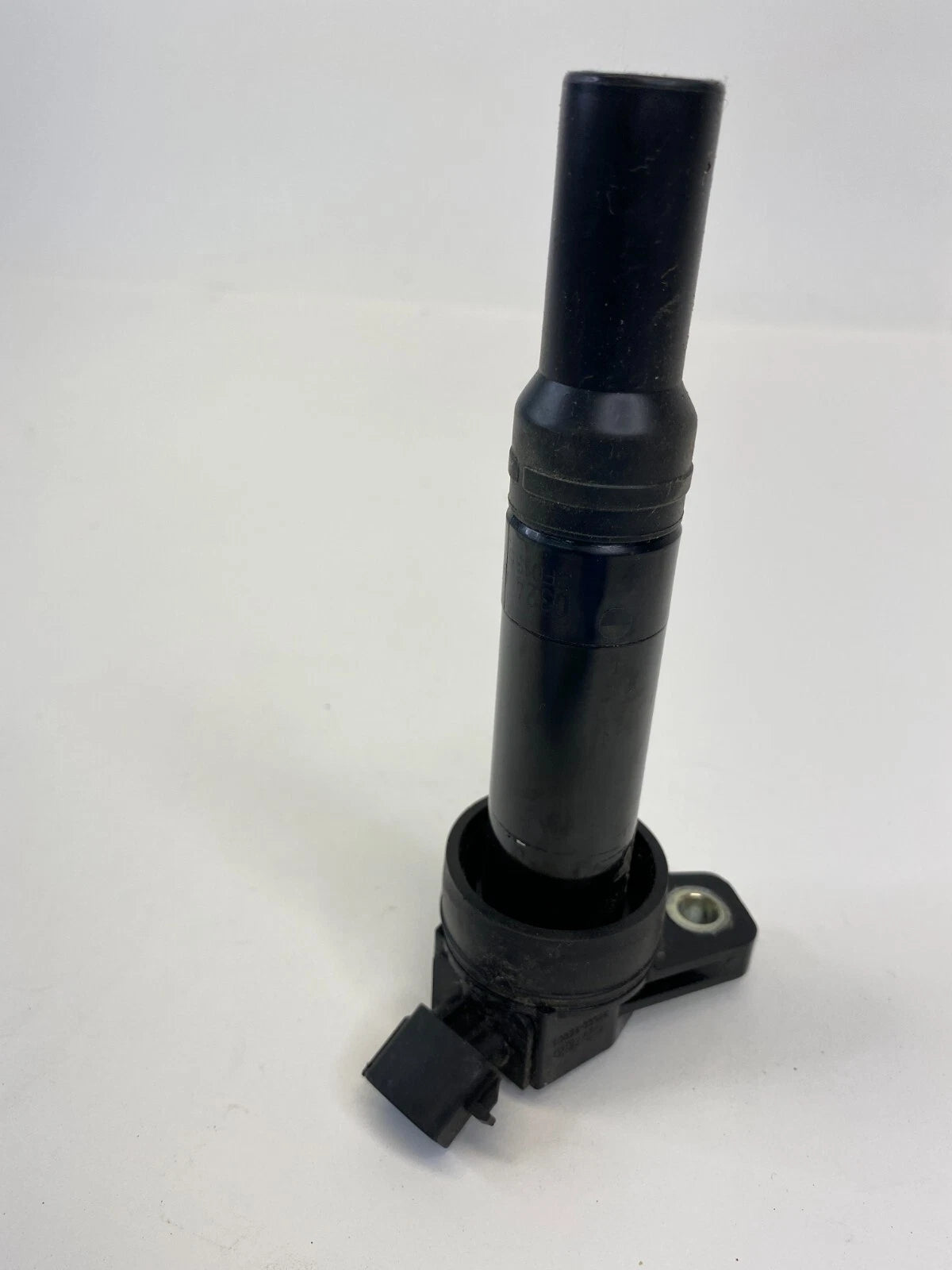 2011-2016 HYUNDAI ELANTRA 1.8L L4 16V IGNITION COIL IGNITER ASSY 27300-2E000 OEM