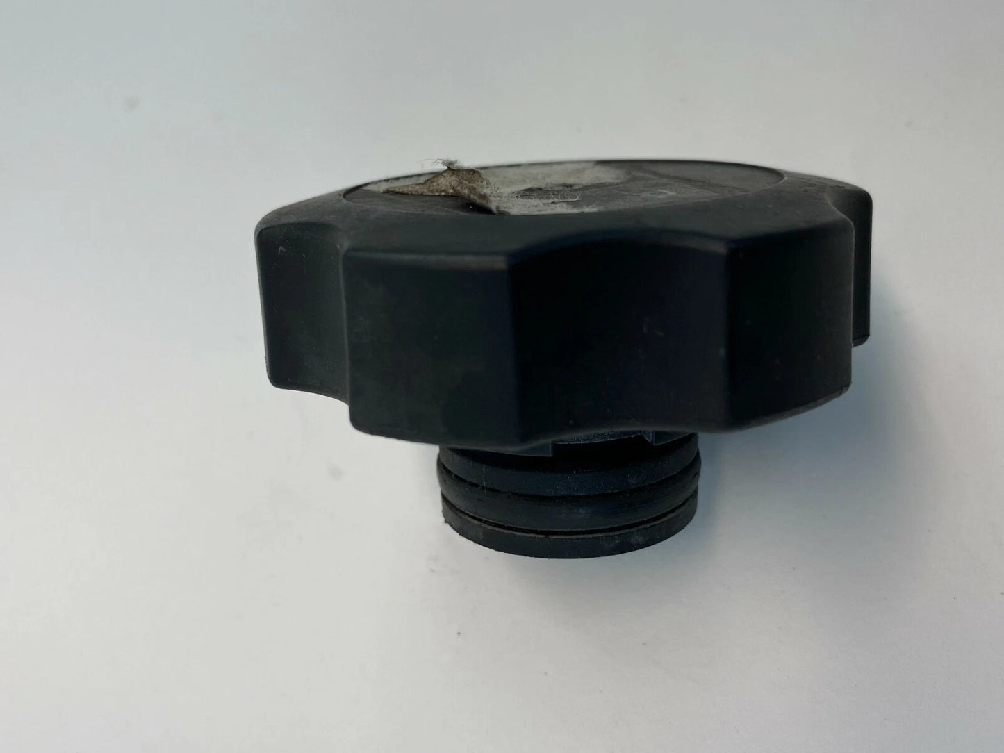 2006-2011 CHEVROLET IMPALA RESERVOIR COOLANT RADIATOR CAP LID ASSEMBLY OEM