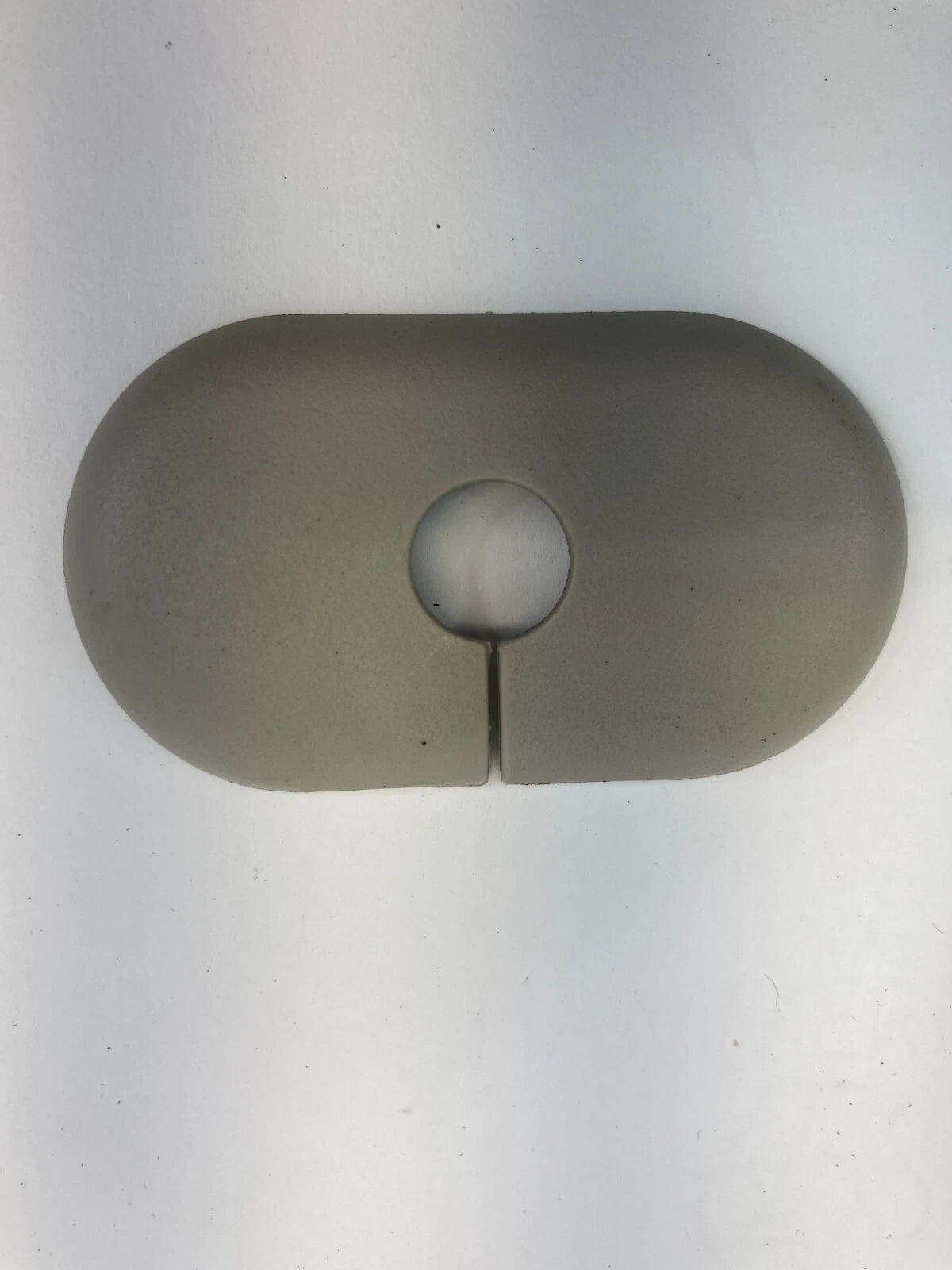 2006-2012 FORD FUSION RIGHT SUN VISOR SHADE HOLDER PLATE MOUNTING 6E53-5404082-A