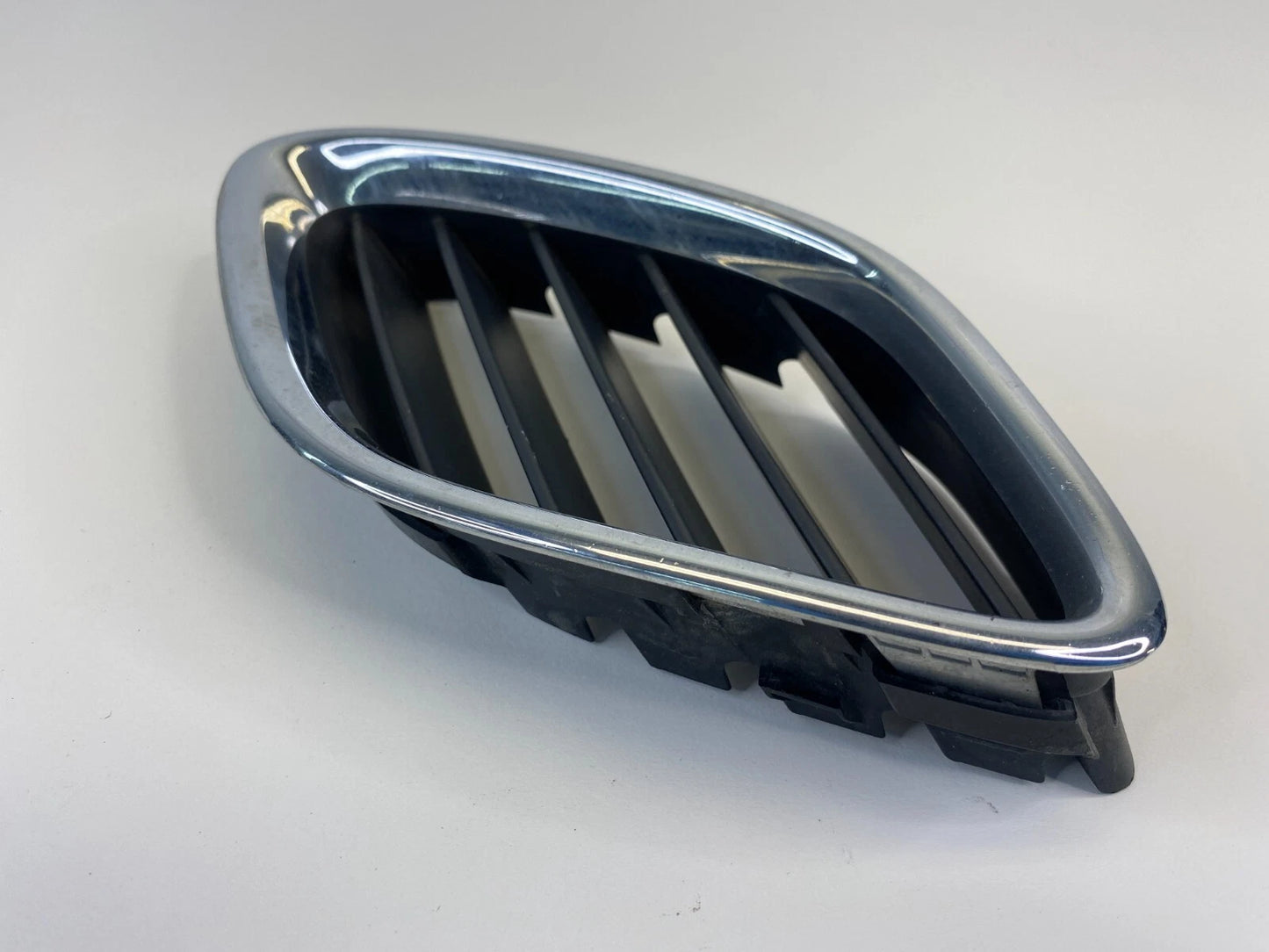 03-07 SAAB 9-3 CONVERTIBLE FRONT BUMPER LEFT UPPER GRILLE INSERT 12787226 OEM