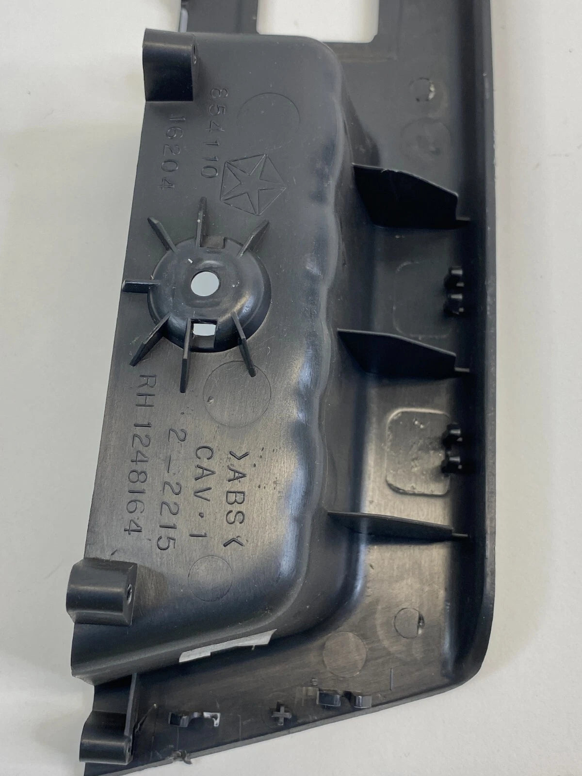 2007-2011 DODGE NITRO REAR RIGHT PASSENGER DOOR WINDOW SWITCH BEZEL TRIM ONLY