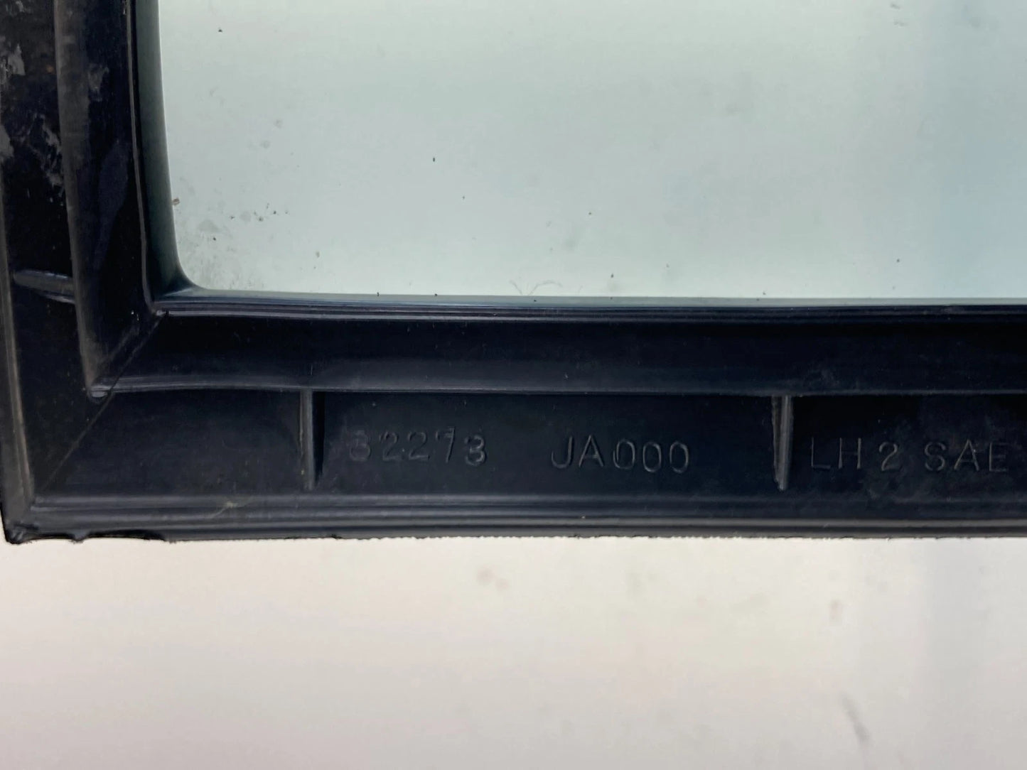 07-12 Nissan Altima Sedan Rear Left Door Vent Quarter Window Glass 82273-JA000