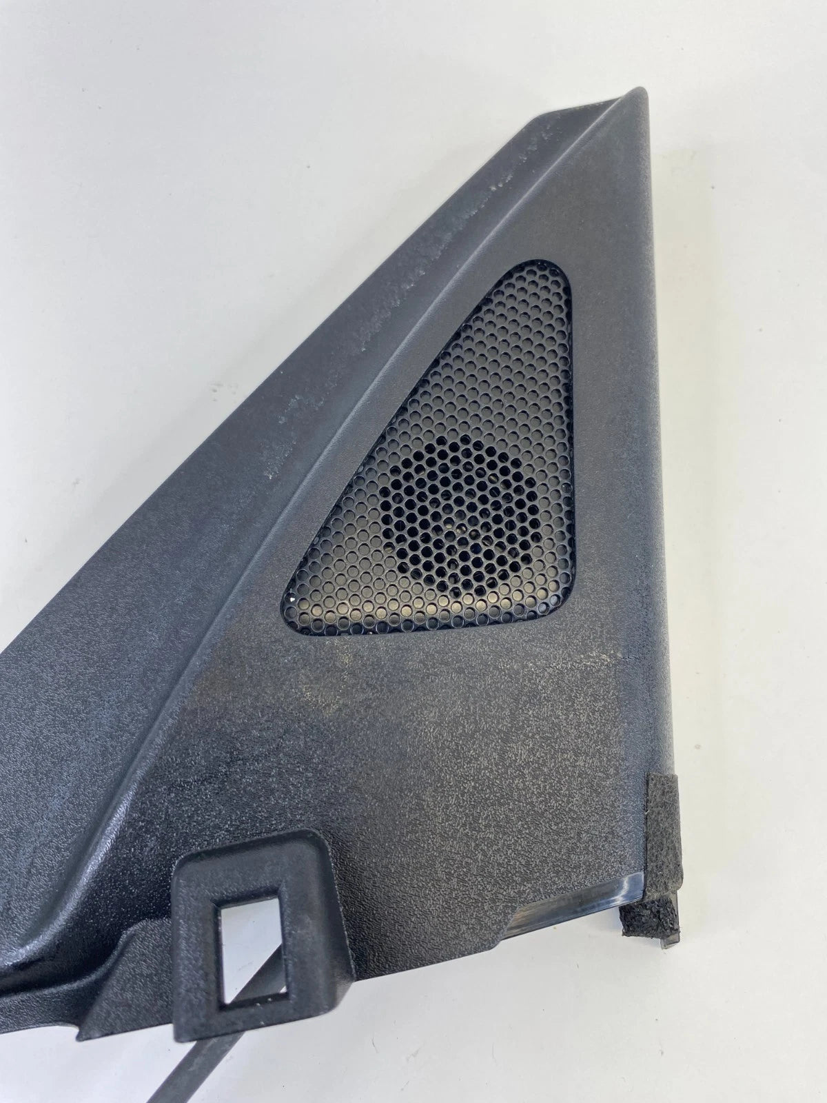 09-13 Infiniti G37 Sedan Front Right Door Tweeter Corner Cover Trim 28148-JK10A