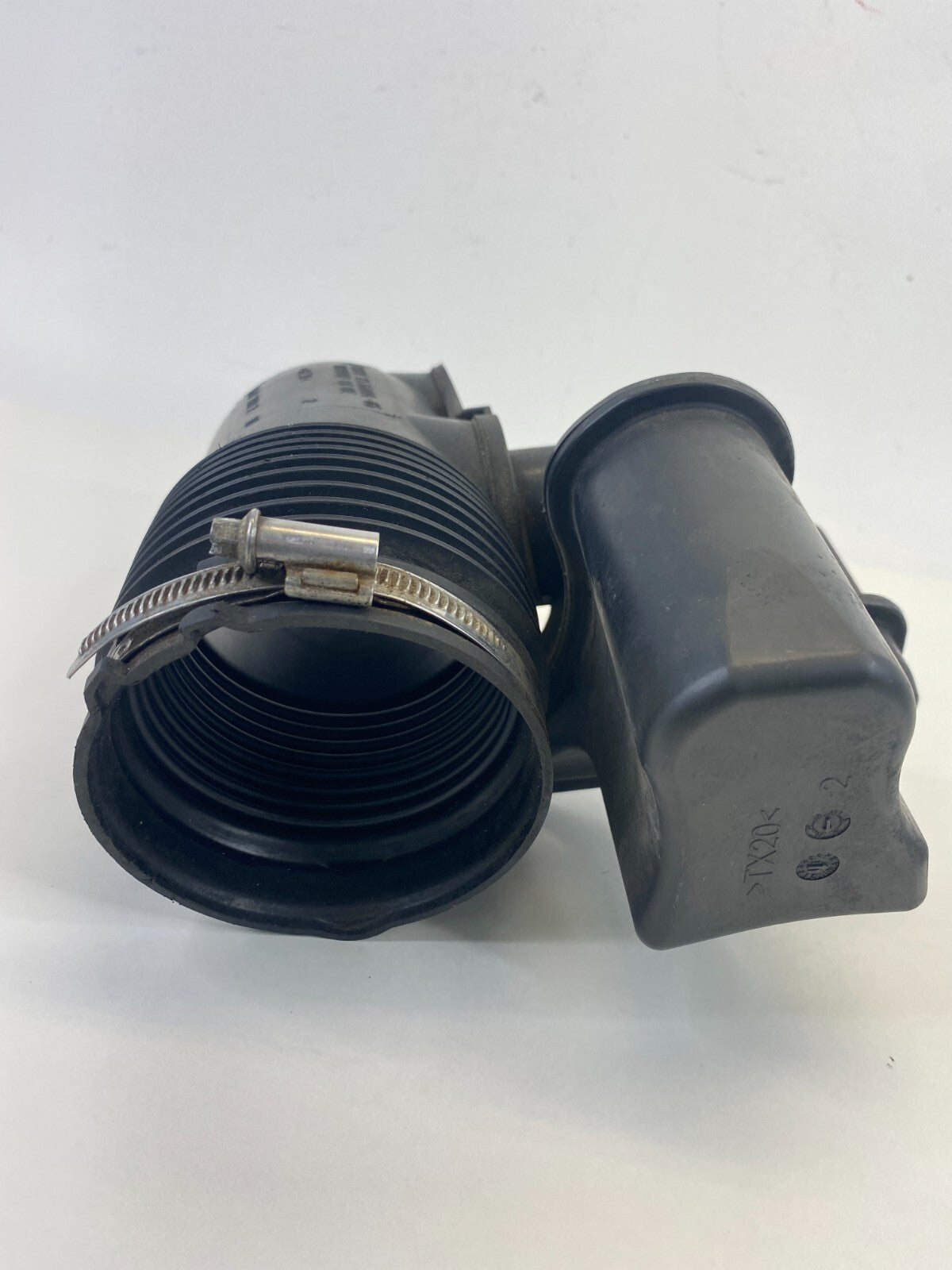 09-13 BMW 328i xDrive 3.0L Air Intake Rubber Hose Tube Duct 1371-7536004-05 OEM