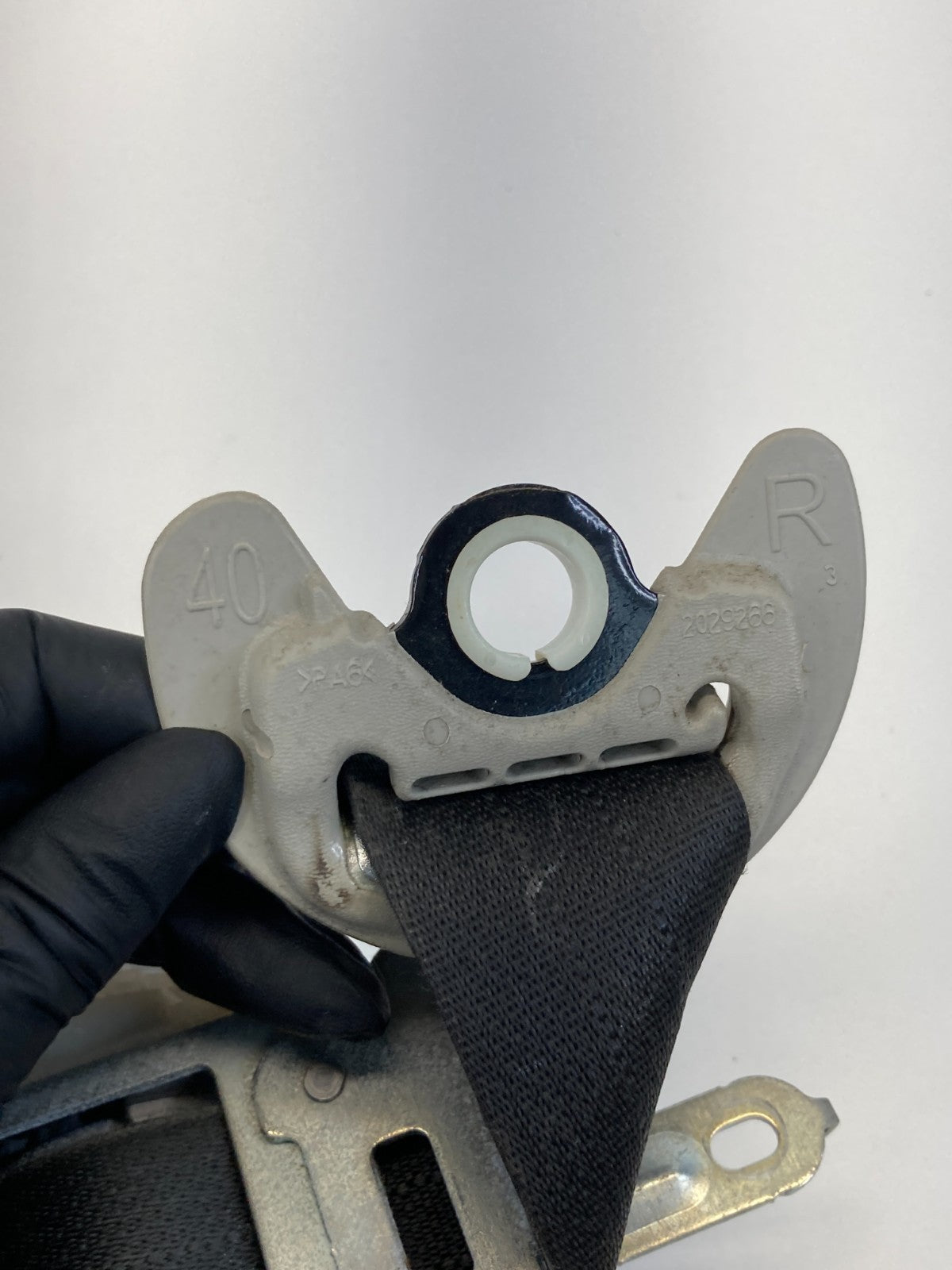 2013 Infiniti JX35 Front Right Passenger Side Seat Belt Retractor 2450474-AC OEM