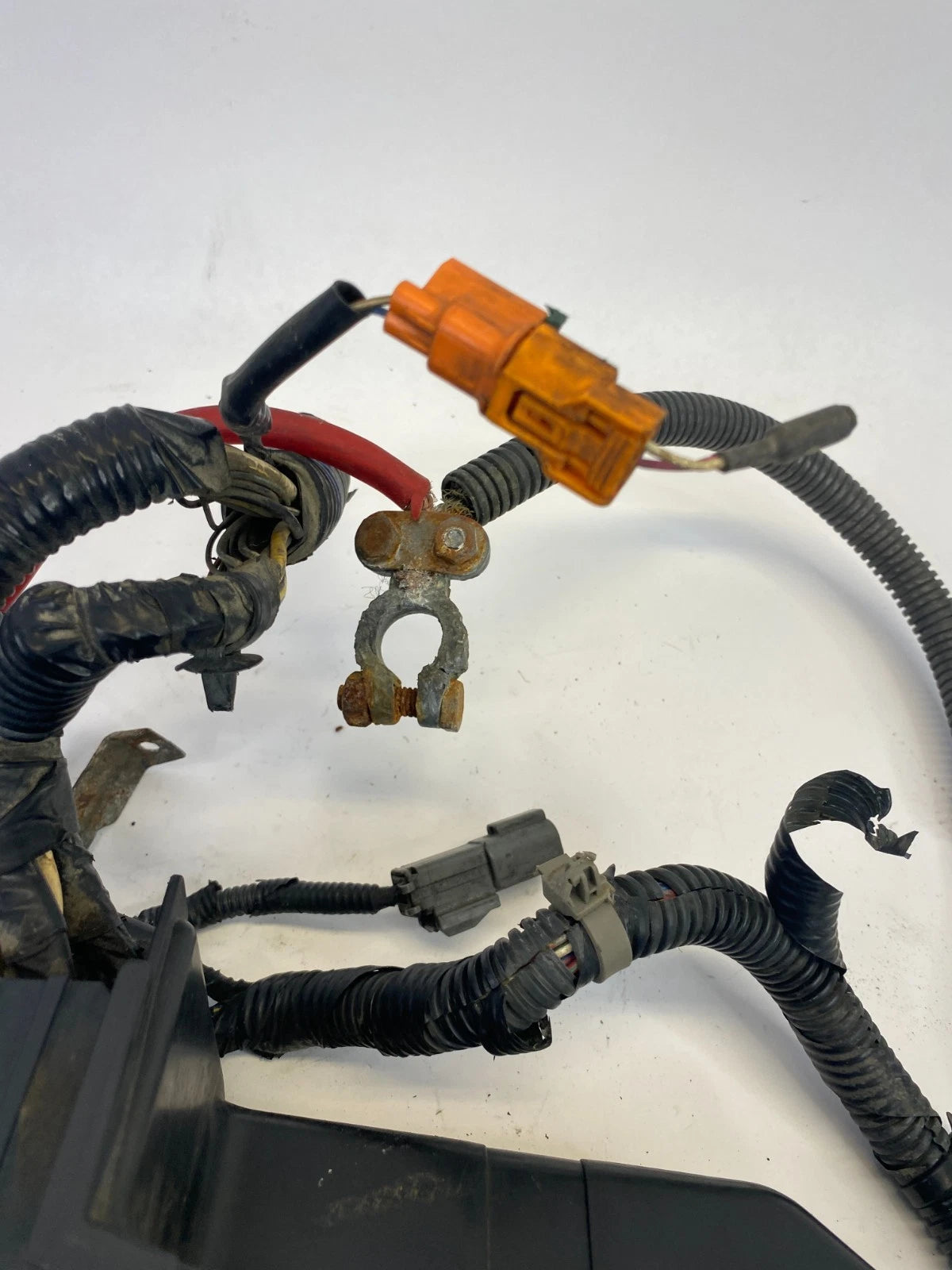 2003 2004 HONDA ACCORD 3.0L V6 ENGINE COMPARTMENT FUSE RELAY JUNCTION BOX OEM