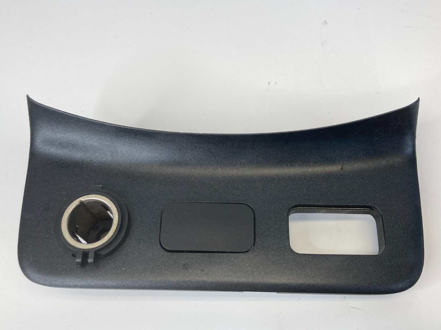 01 02 03 04 05 Honda Civic Center Lower Dash Power Outlet Trim Panel Bezel OEM