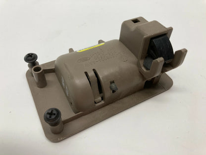 2002-2005 FORD EXPLORER MOUNTAINEER GLOVE BOX DOOR HANDLE LATCH YL2A-1006004-AAW