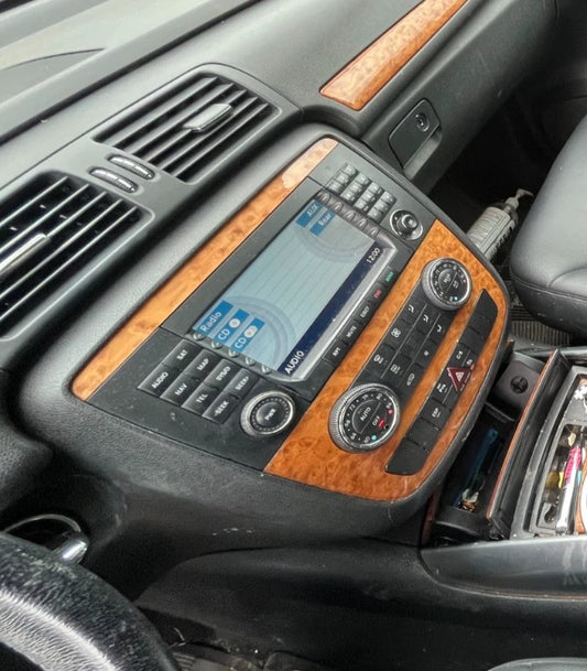 06-08 MERCEDES-BENZ R350 NAVIGATION RADIO RECEIVER CD PLAYER GPS A2518704589 OEM